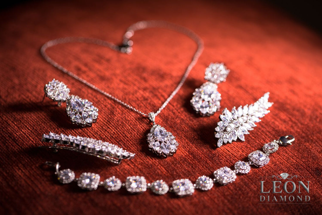 How to Personalize Jewelry for a Memorable Gift
