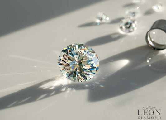 Role of lights enhancing's diamond brilliance - Leon Diamond 