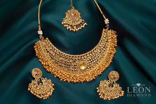 Choose Jewelry That Matches Your Bridal Theme - Leon Diamond 