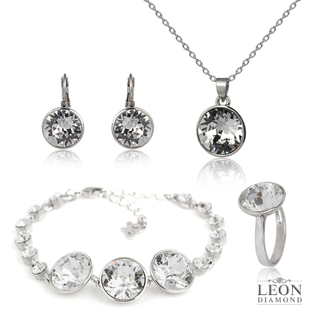 Styling for Jewelry for Formal Events - Leon Diamond 
