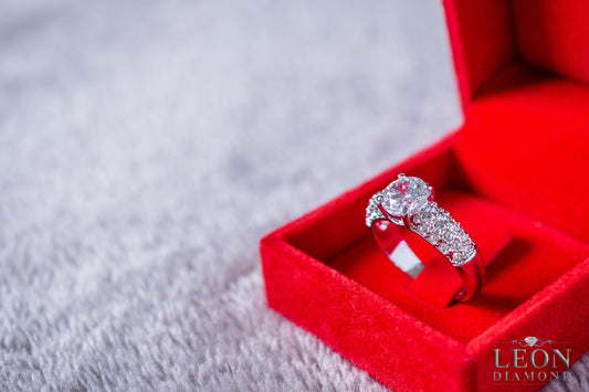 Stackable Rings in Modern Fashion - Leon Diamond 