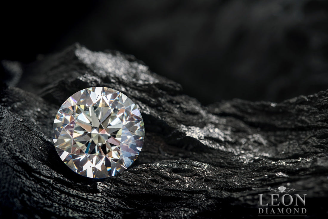 Synthetic Moissanite vs. Natural Diamonds - Leon Diamond 