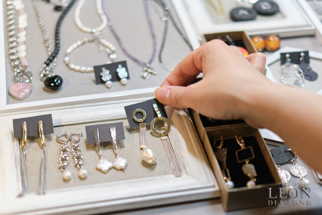 Travel Memories into Custom Jewelry - Leon Diamond 