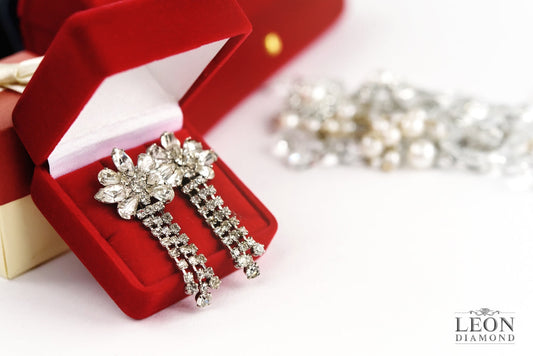 Warranties and Guarantees for Fine Diamond Jewelry - Leon Diamond 