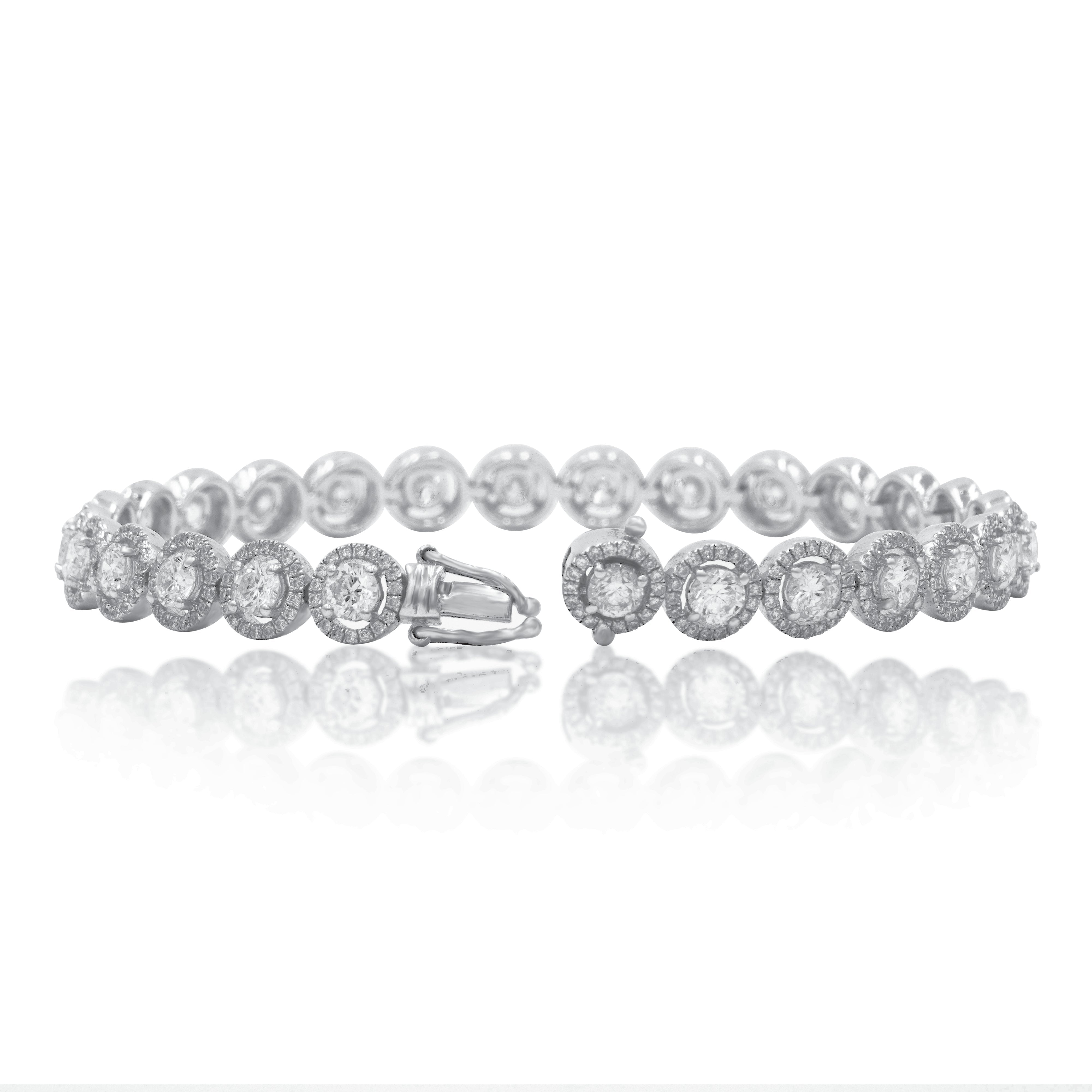 18K White Gold Round Diamond Halo Bracelet 8.62Ct Bracelets