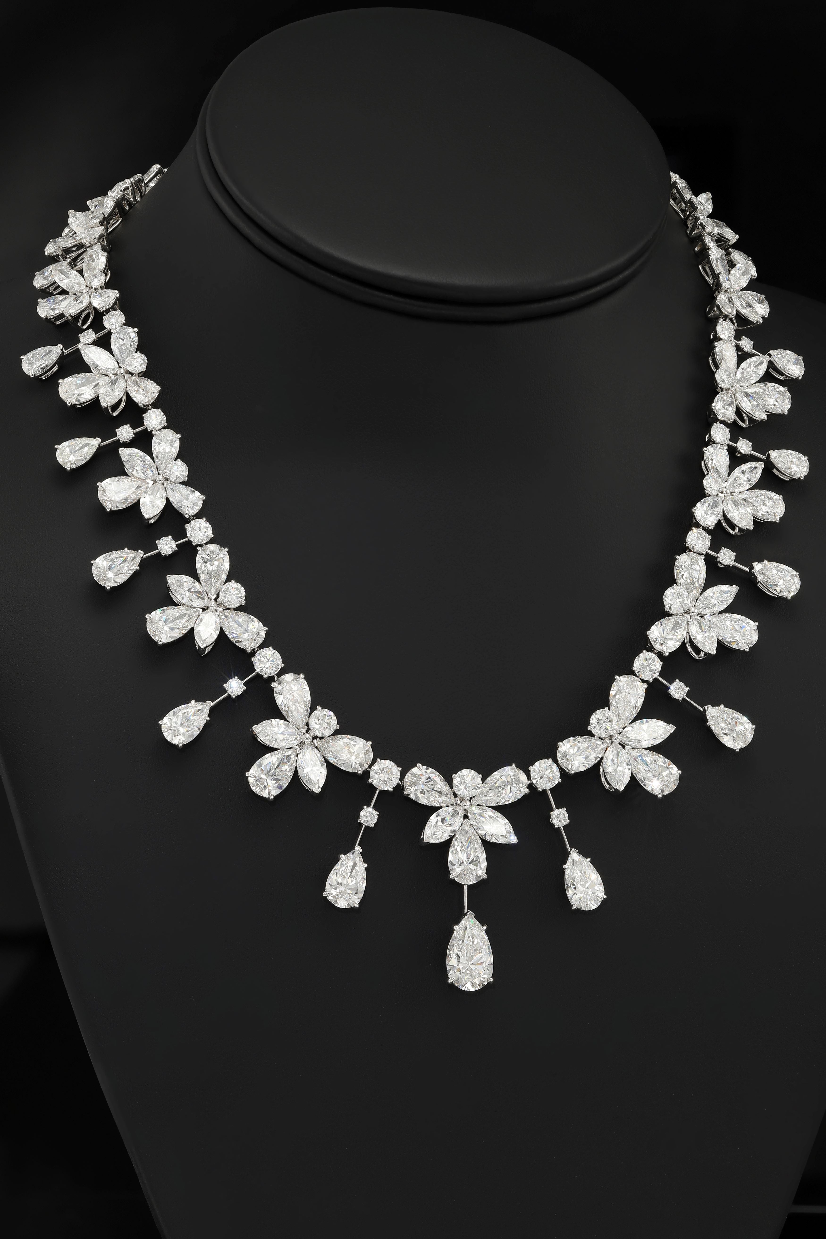 18K White Gold Round & Pear Cut Diamond Necklace 85.85Ct Necklace