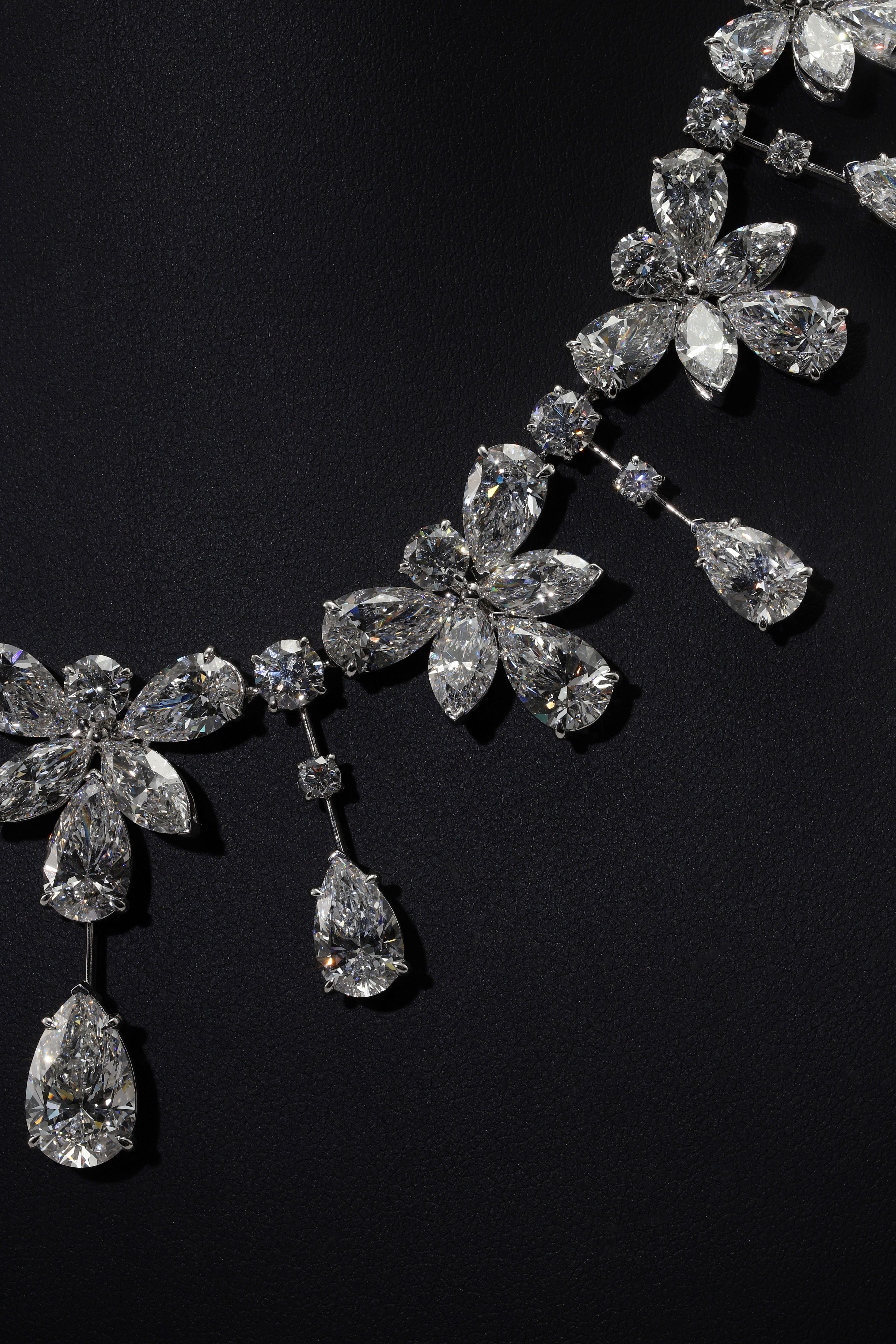 18K White Gold Round & Pear Cut Diamond Necklace 85.85Ct Necklace