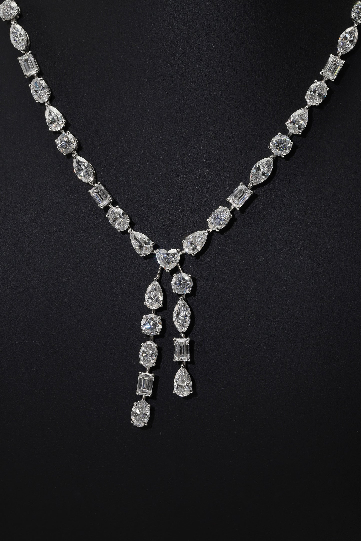 18K White Gold Combination Cut Diamond Drop Necklace 34.47ct