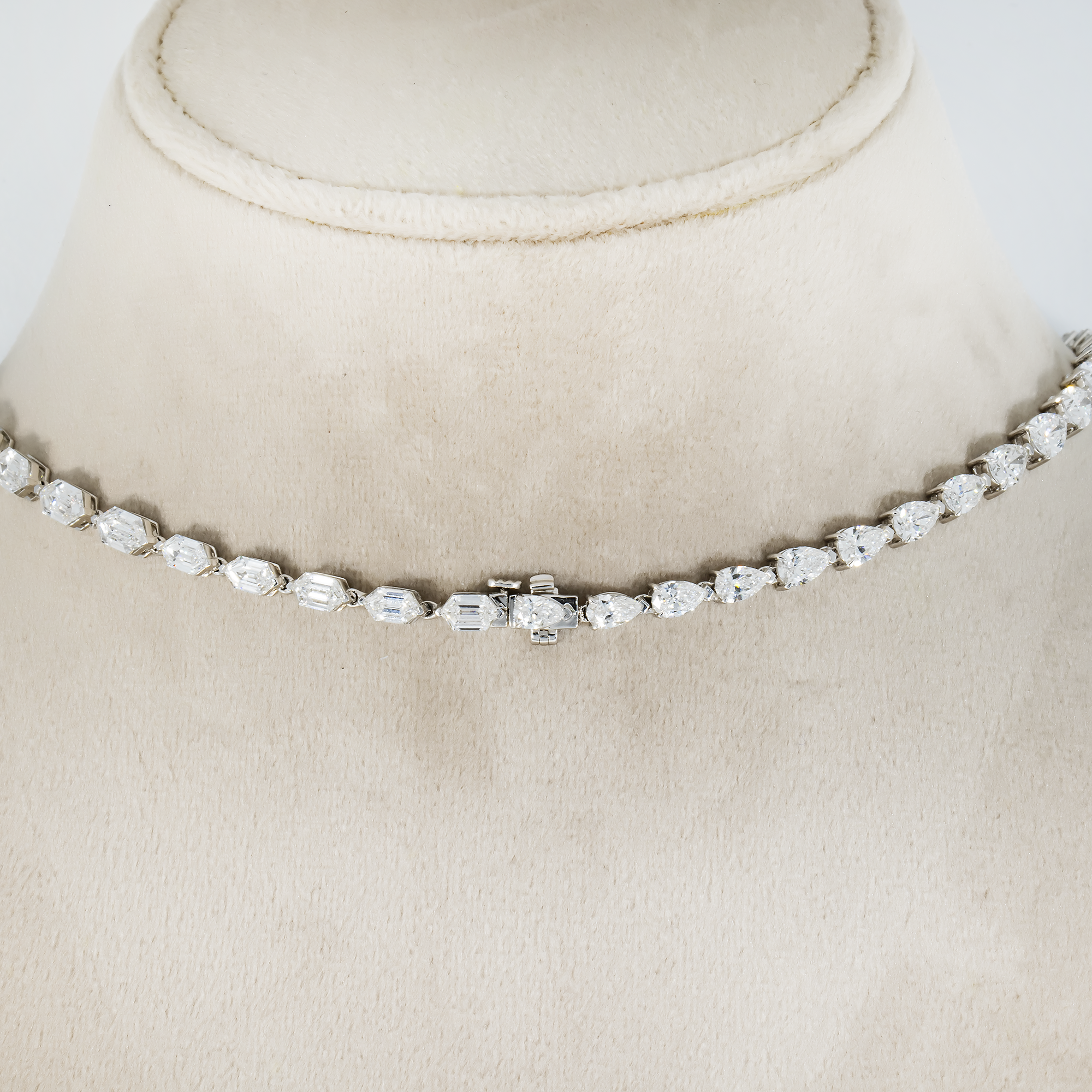 14K White Gold Step Cut Hexagon & Pear Diamond Chain 33.26Ct Necklace