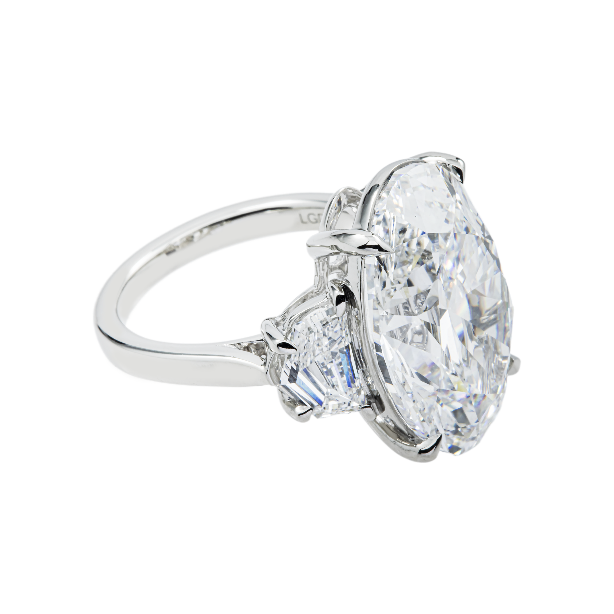 Platinum 15.25ct Oval Cut Diamond Engagement Ring 17.14ctw