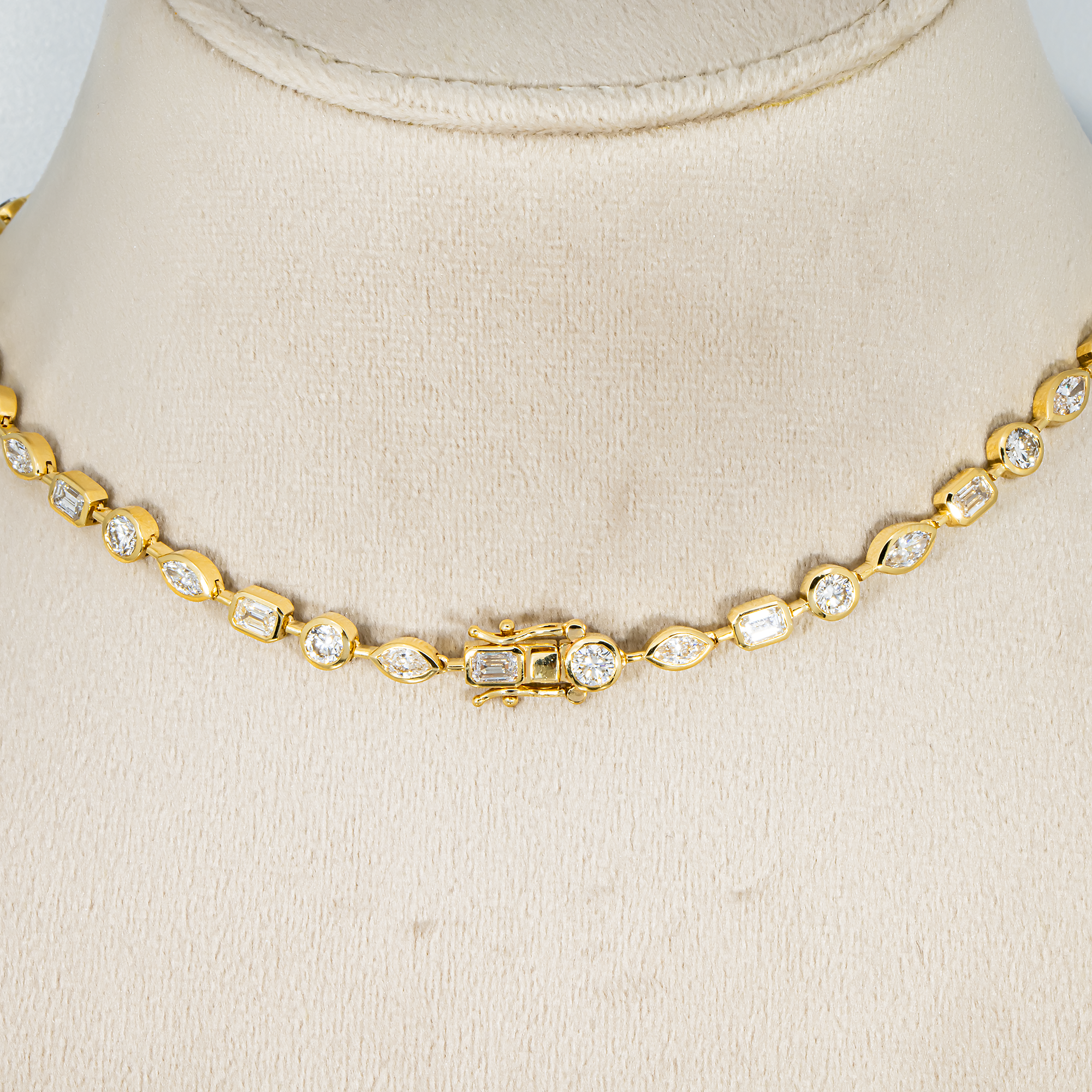 14K Yellow Gold Bezel Set Multi Cut Diamond Necklace 12.58ct
