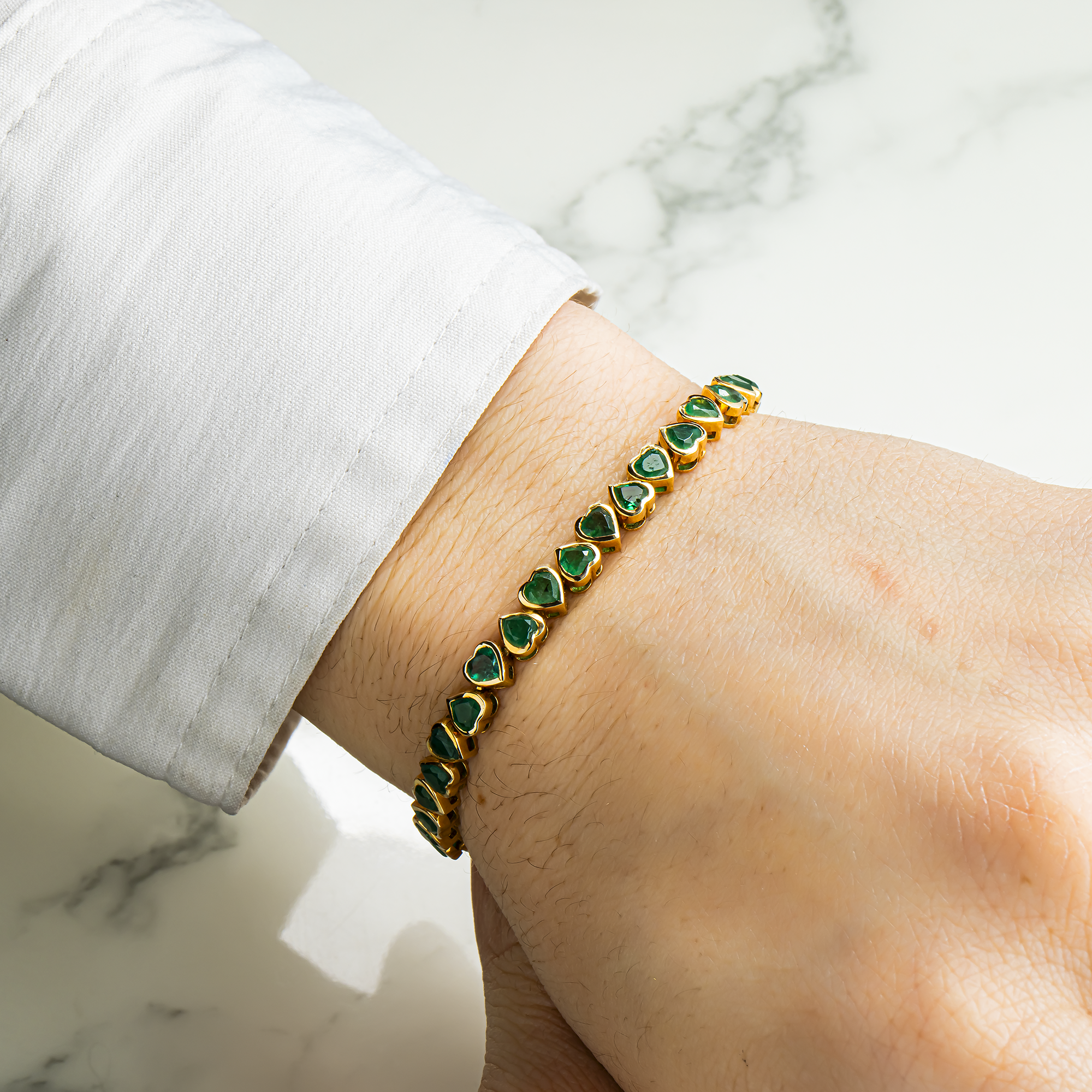 14K Yellow Gold Bezel Set Heart Emerald Bracelet 8.23ct