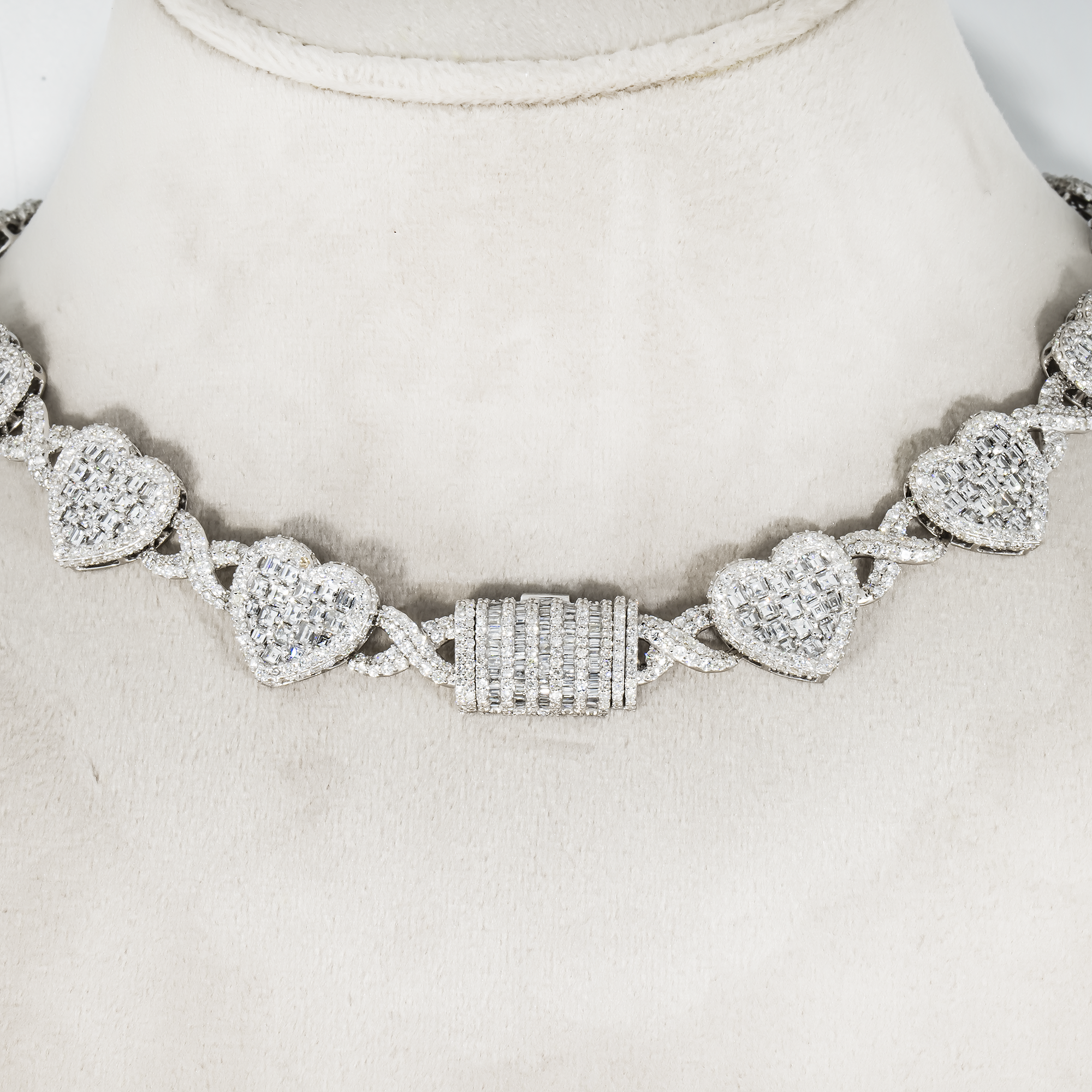 14K White Gold ’Infinite Love’ Asscher Cut Diamond Necklace 37.65Ct Chains