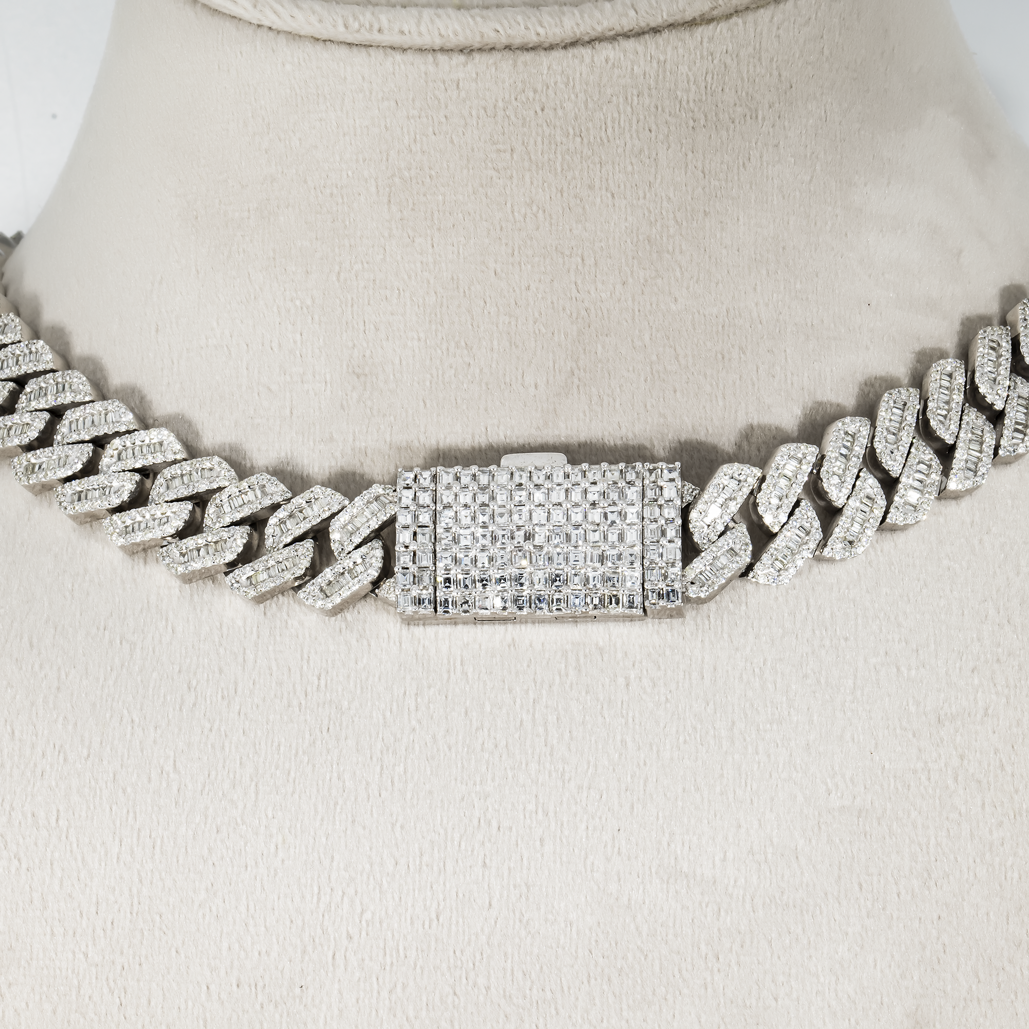 14K White Gold 14Mm Baguette & Round Diamond Cuban Link Chain 20.10Ct Chains