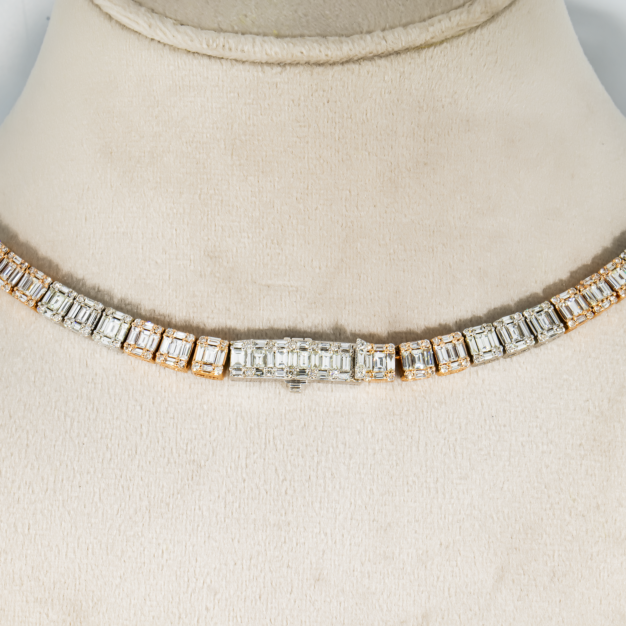 14K Two Tone Baguette & Round Diamond Chain 27.79Ct Chains