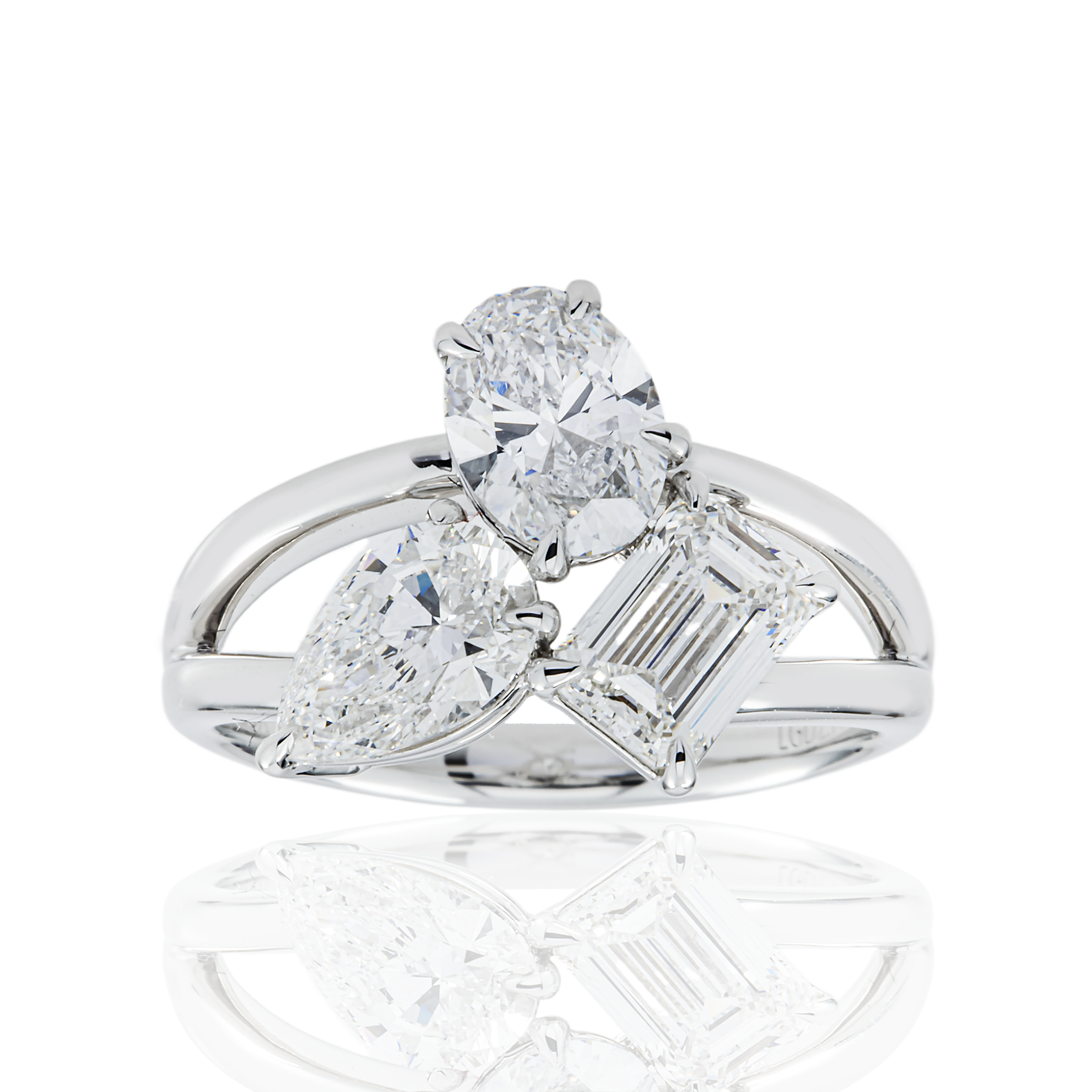 14K White Gold Triple Diamond Clister Ring 2.77ct
