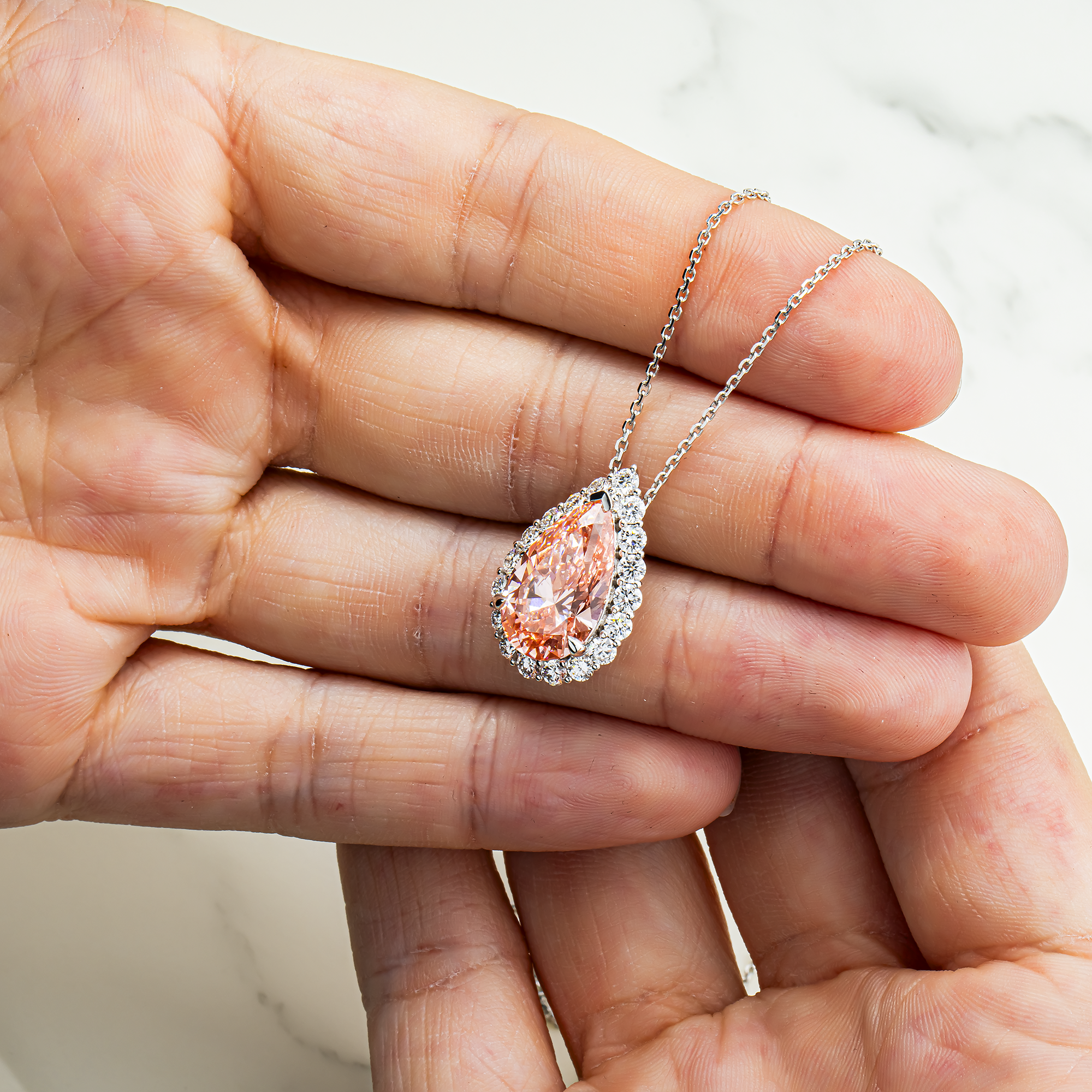 IGI 18K White Gold Pear Cut Fancy Vivid Pink Diamond Pendant & Chain Necklace 6.13ct