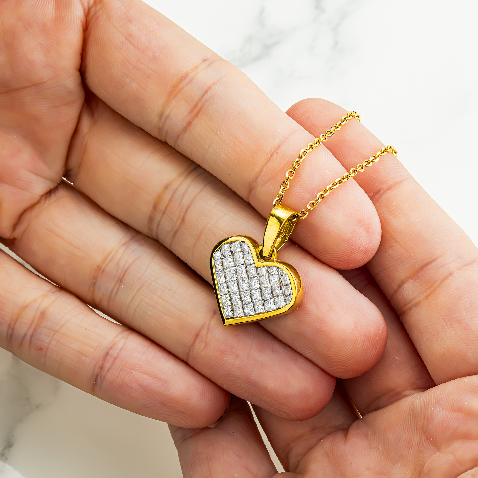 18K Yellow Gold Princess Cut Diamond Heart Necklace 2.95ct