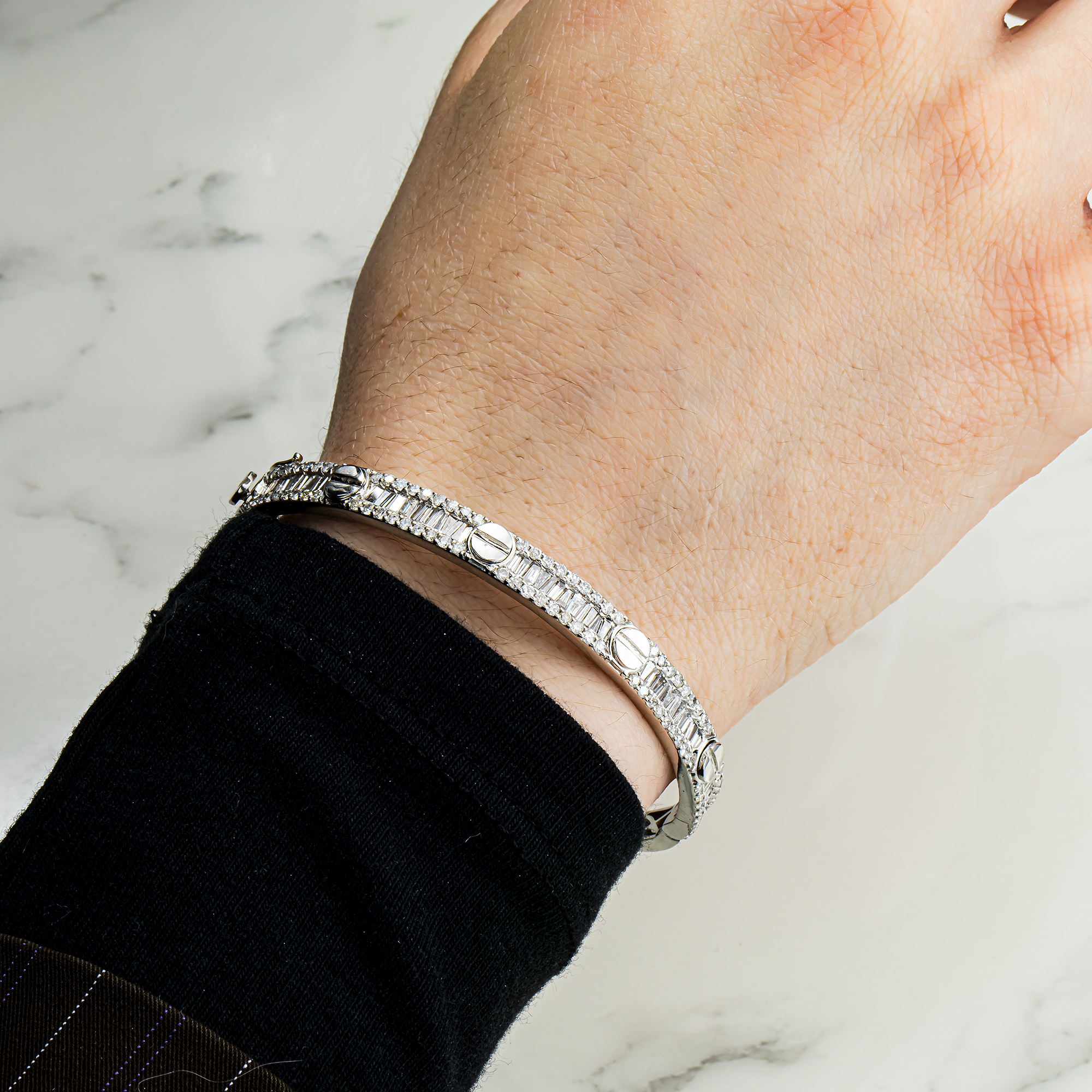 14K White Gold Round & Baguette Diamond Bangle 2.65ct
