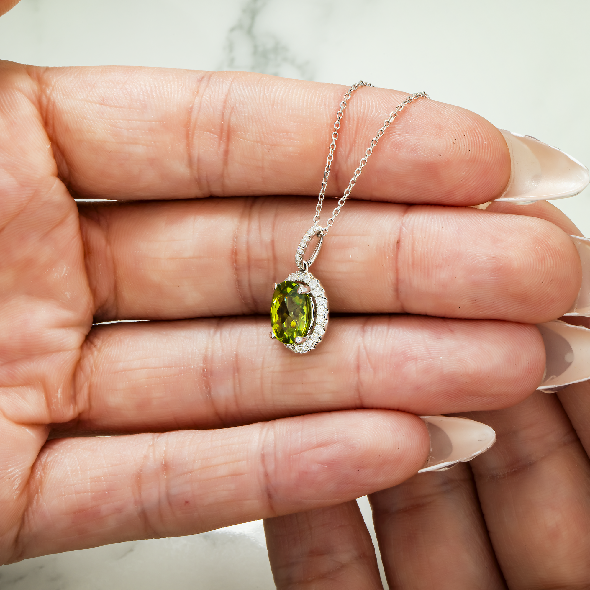 14 & 18K White Gold Diamond & Peridot Pendant & Chain Necklace