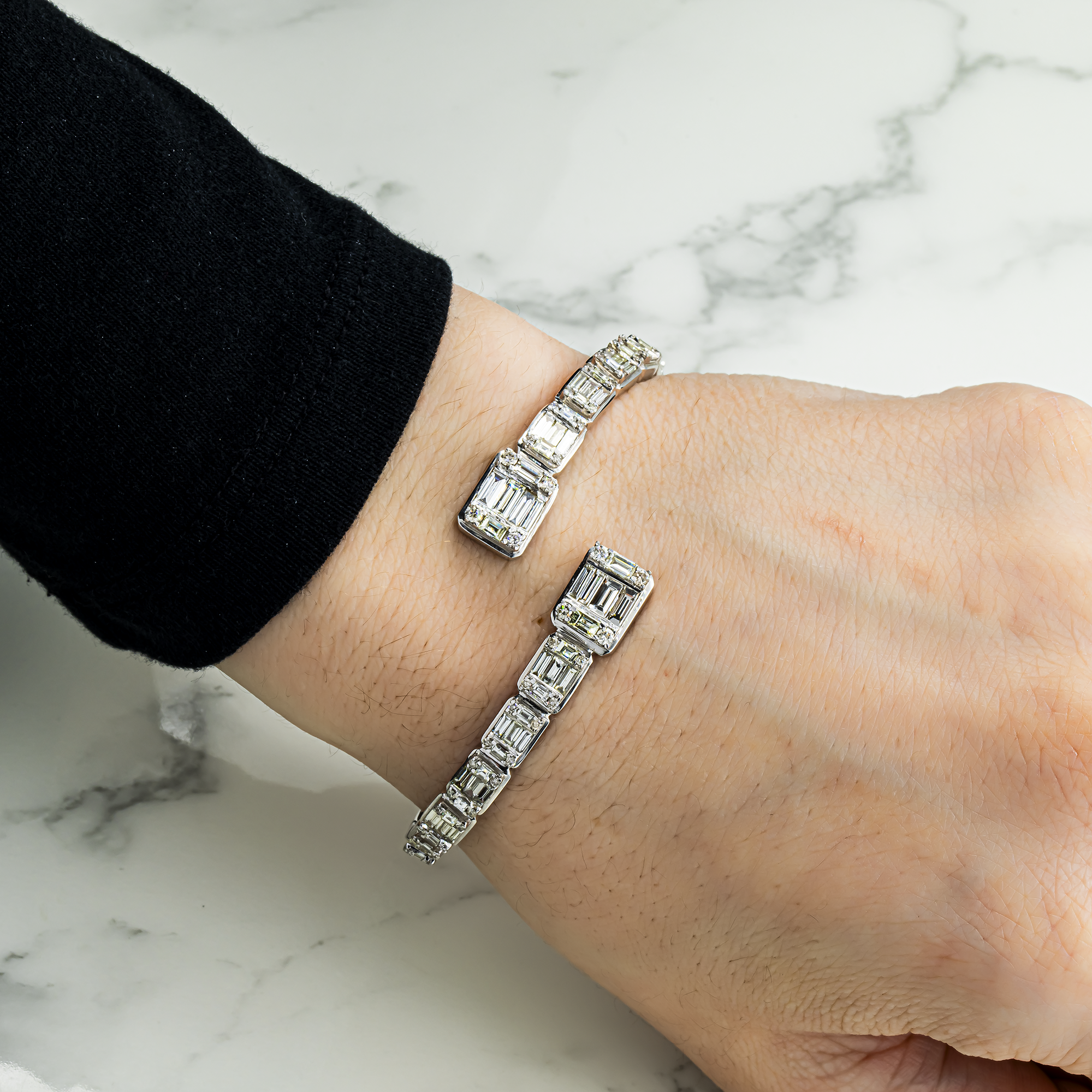 14K White Gold Baguette & Round Diamond Bangle Bracelet 5.50ct