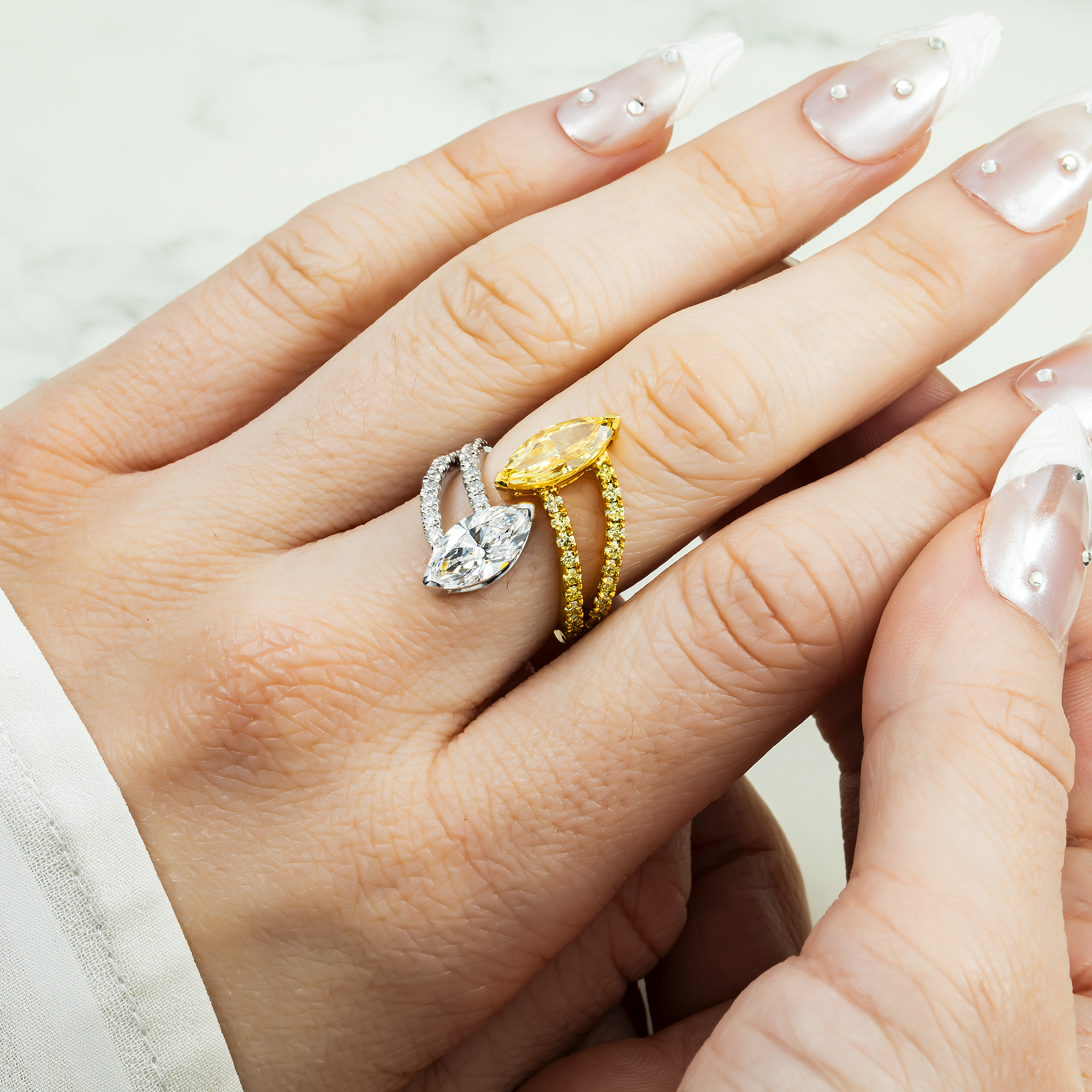 IGI 14K Two Tone Fancy Yellow & White Diamond Wrap Ring 6.30ctw