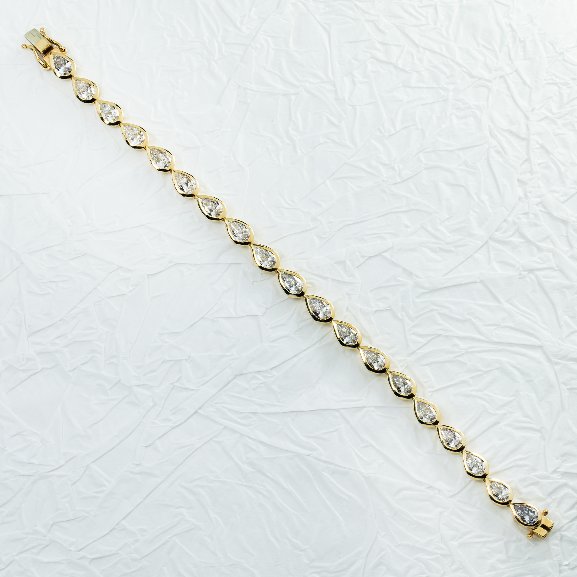 14K Yellow Gold Bezel Set Pear Cut Diamond Bracelet 8.68ct