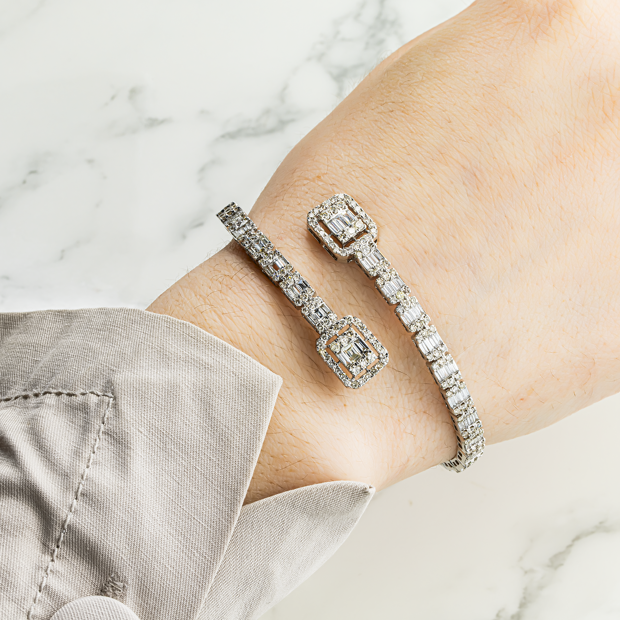 14K White Gold Baguette & Round Diamond Bangle Bracelet 6.40ct