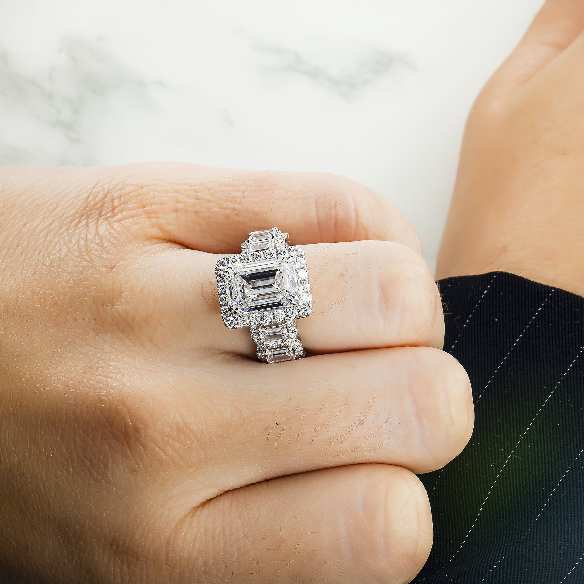 Gia 18K White Gold 5.0Ct Emerald Cut Diamond Engagement Ring 8.03Ctw Bridal