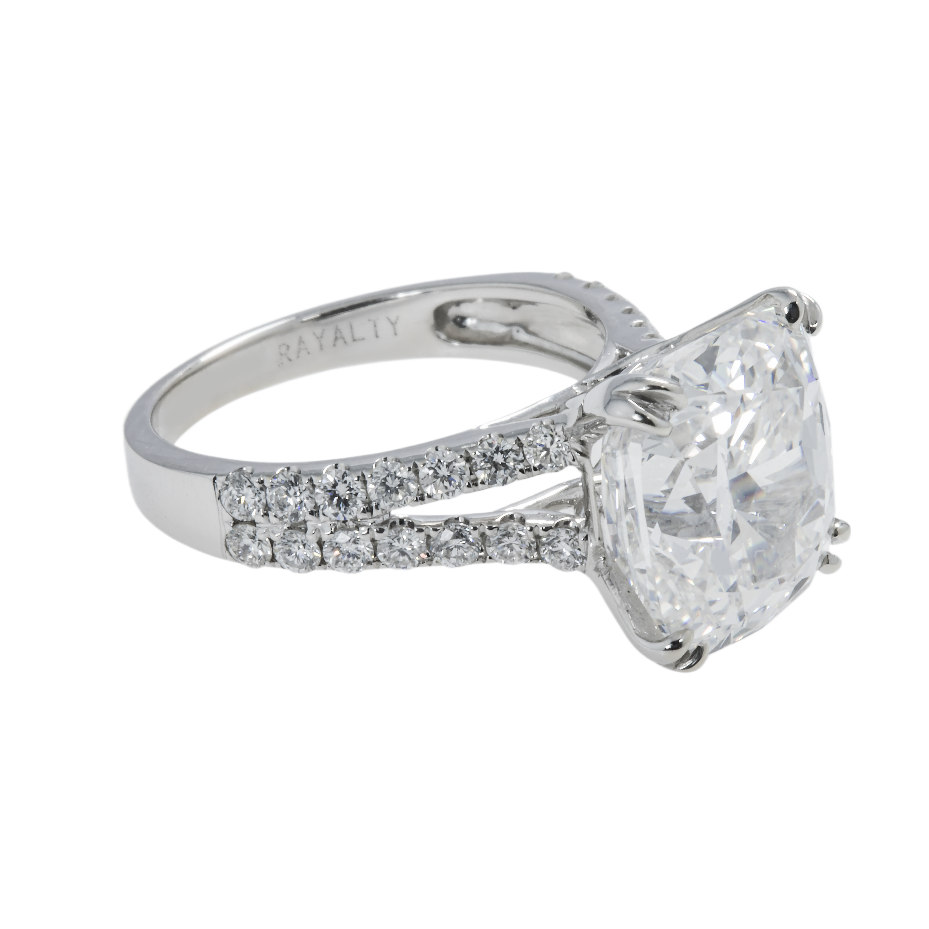 Gia 18K White Gold 7.10Ct Cushion Cut Diamond Engagement Ring 7.72Ctw Bridal