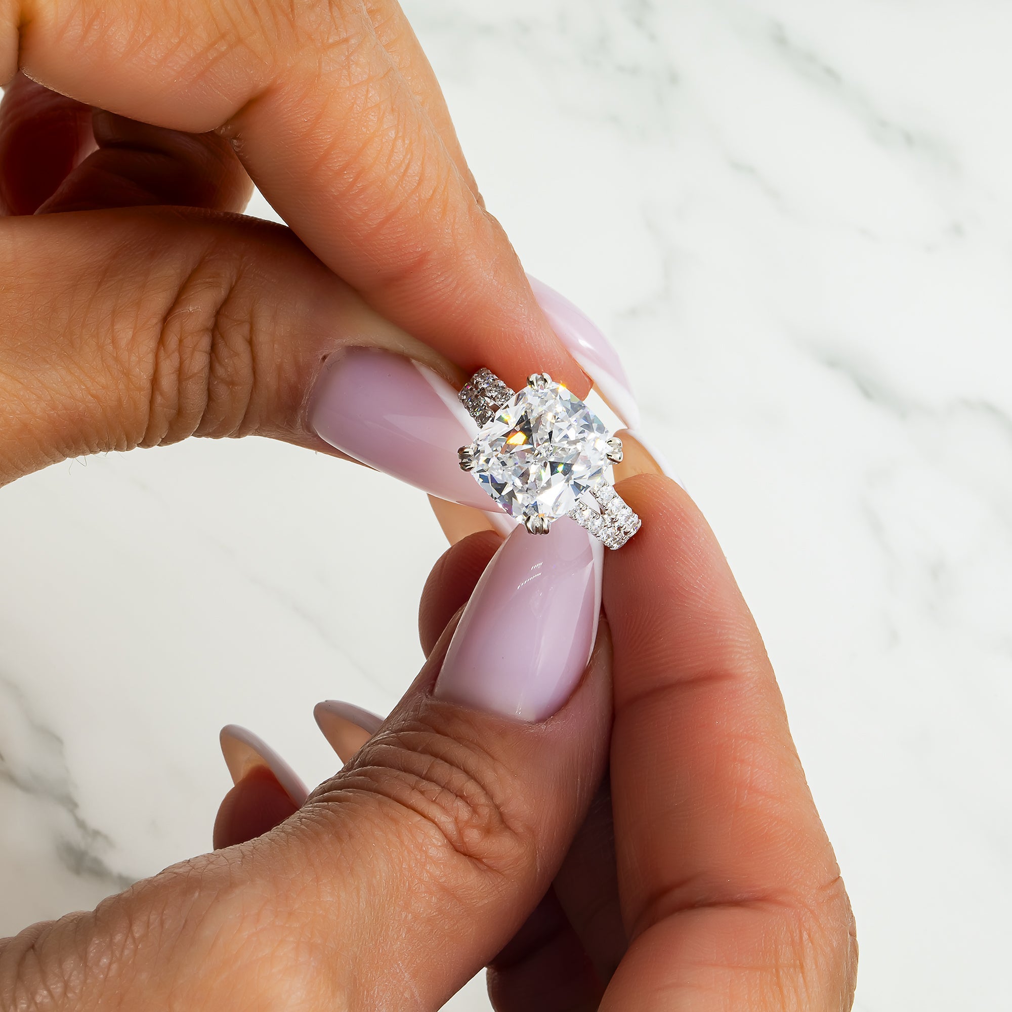 Gia 18K White Gold 7.10Ct Cushion Cut Diamond Engagement Ring 7.72Ctw Bridal