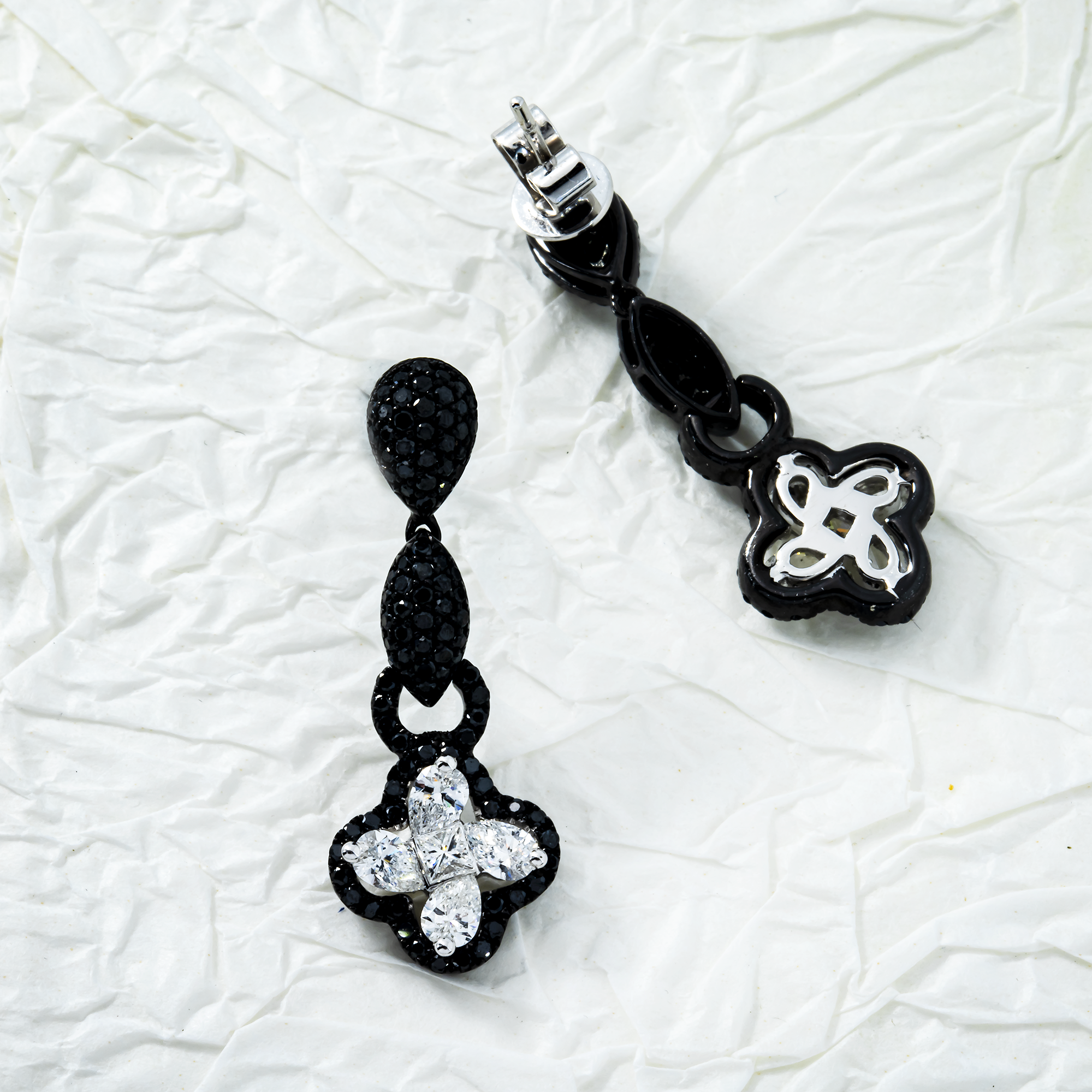 14K White Gold Black & Diamond Clover Drop Earrings 2.47Ctw