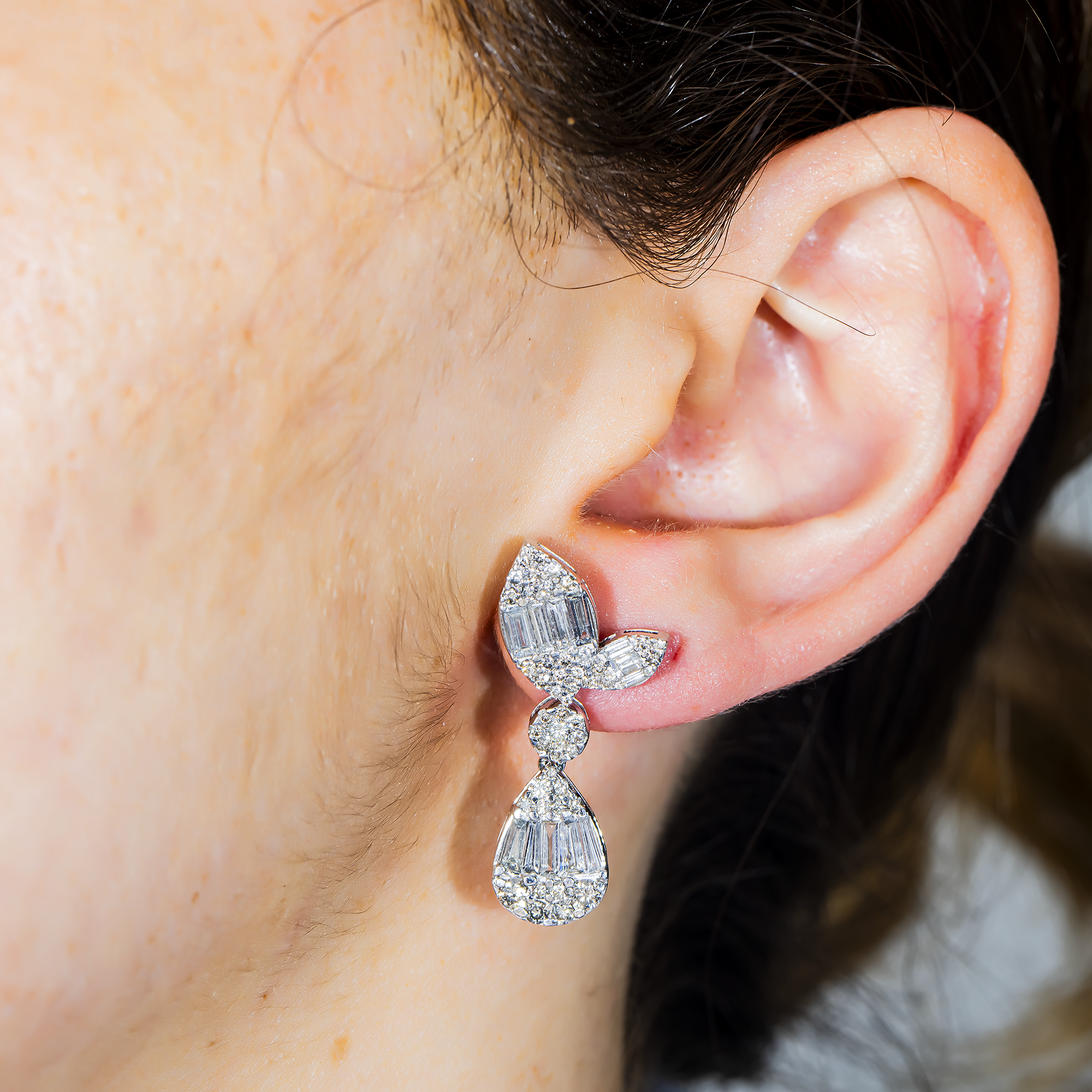 14K White Gold Citrus Diamond Drop Earrings 3.0ctw