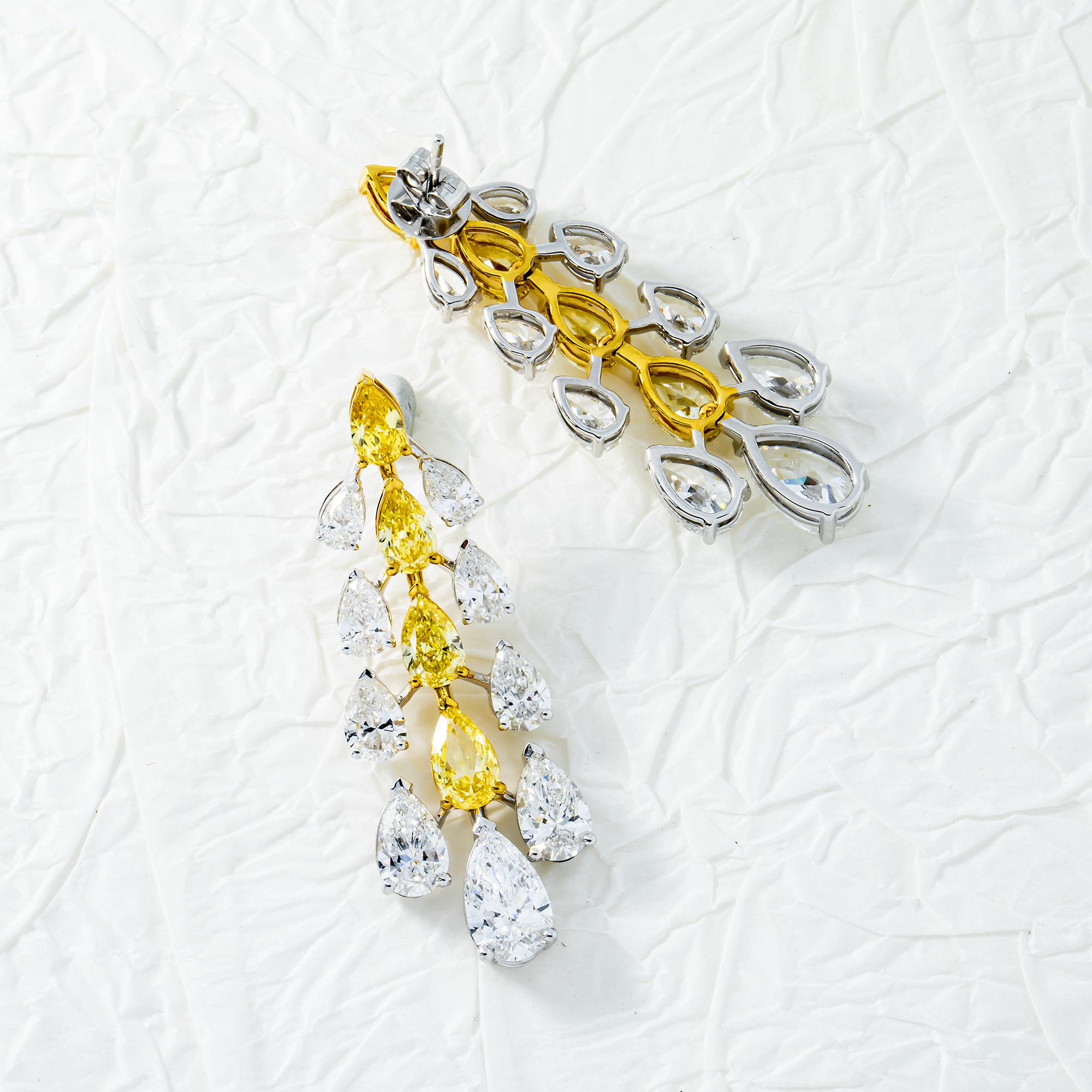 14K Two Tone Gold Pear Cut White & Fancy Yellow Diamond 16.33Ctw Earrings