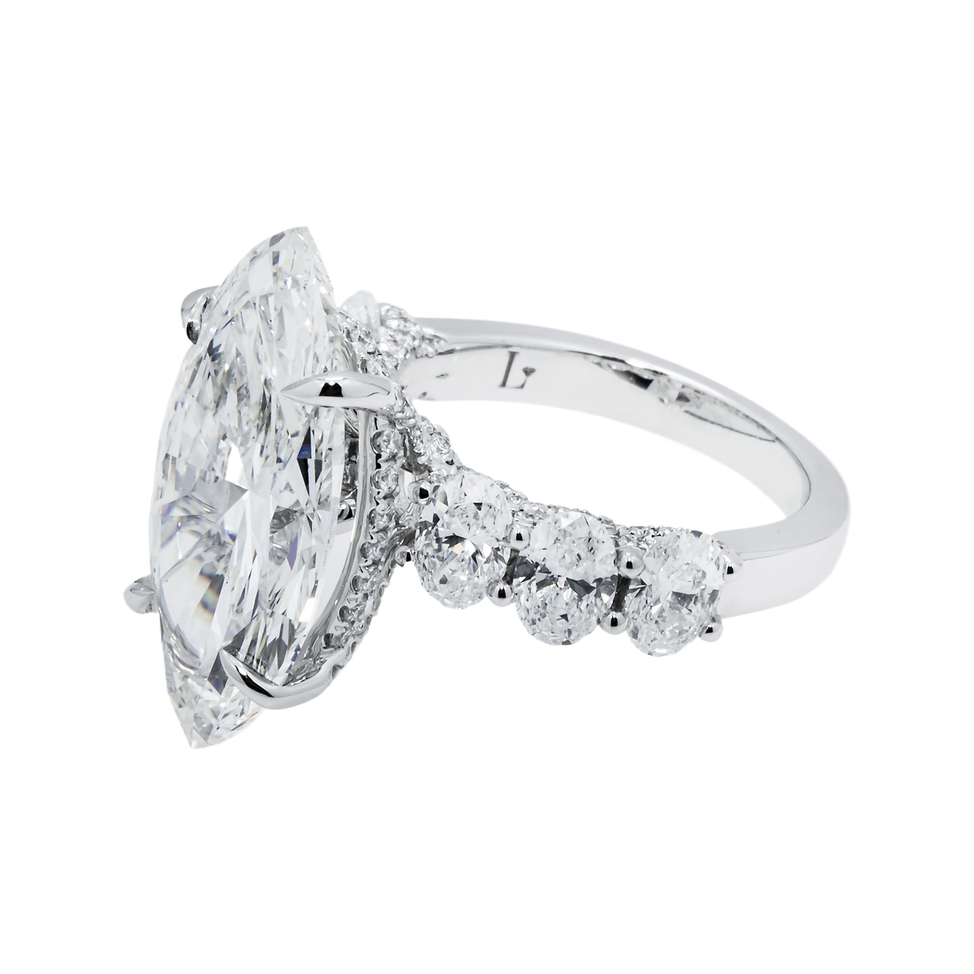 Igi 18K White Gold 8.03Ct Marquise Cut Diamond Engagement Ring 10.78Ctw Bridal
