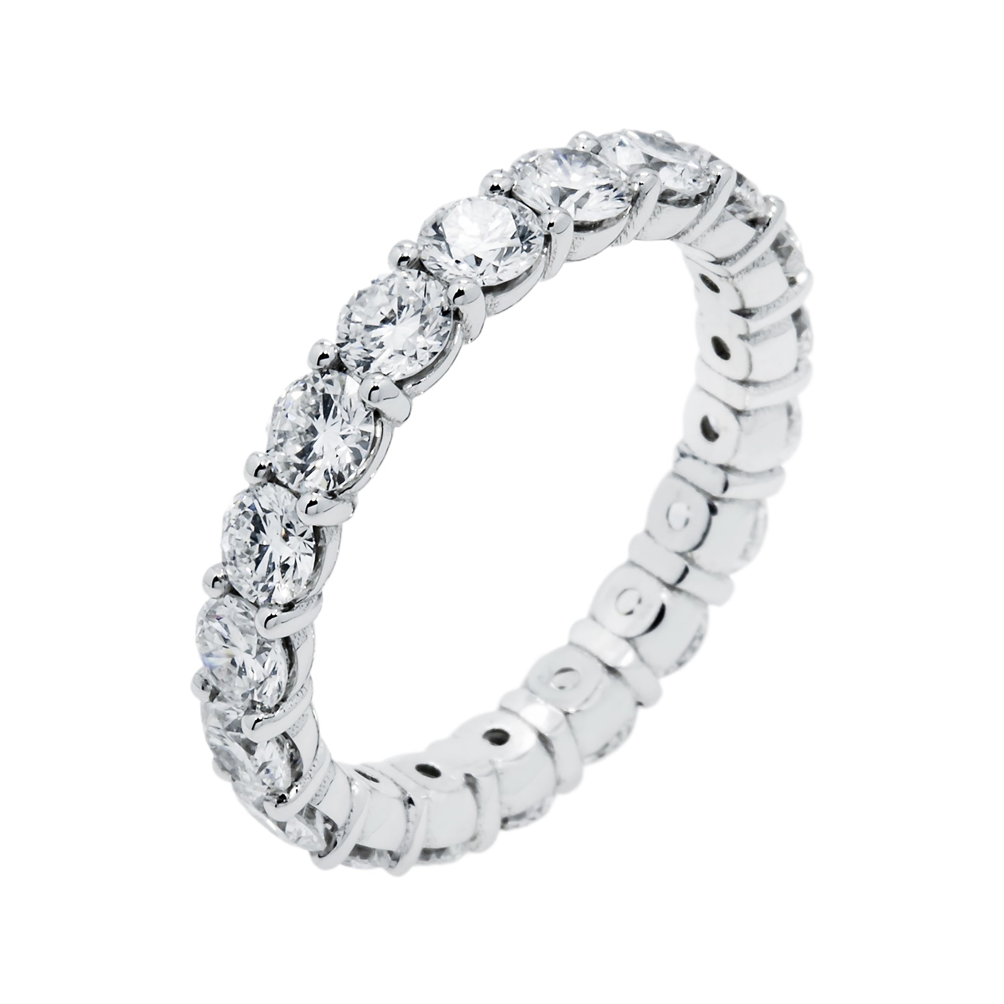 14K White Gold Round Diamond Eternity Ring 2.46Ct Rings