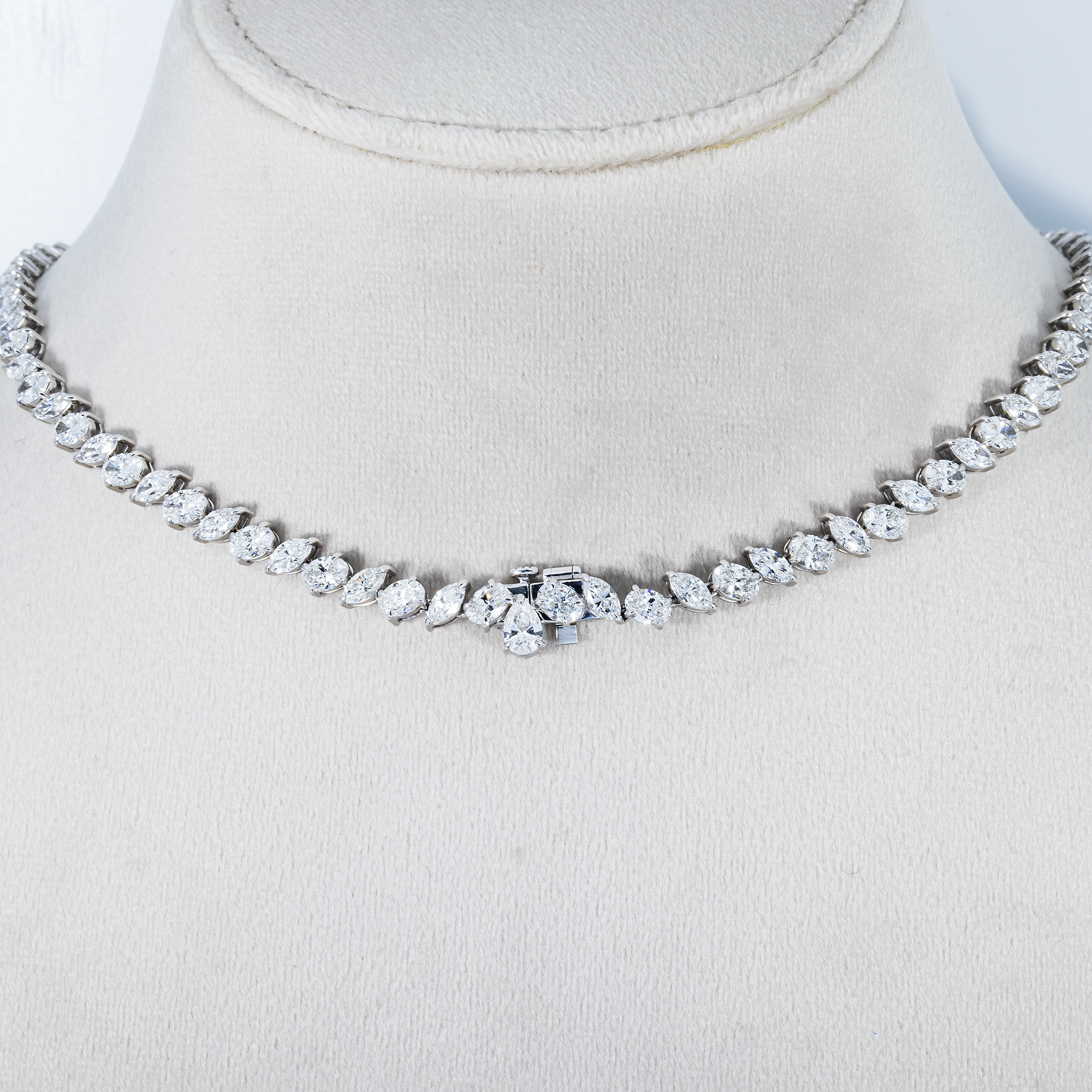 14K White Gold Aurora Diamond Drop Necklace 37.02ct