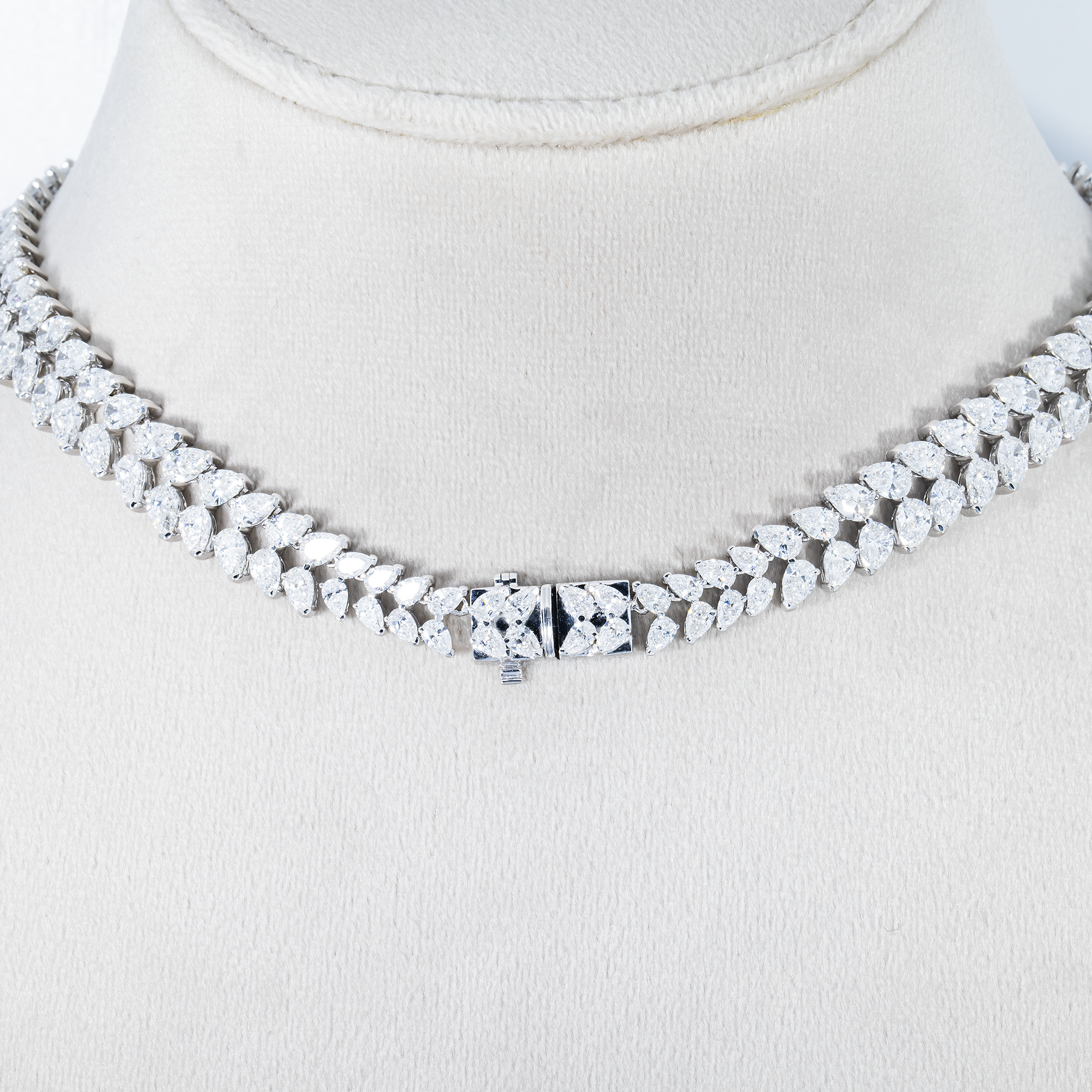 14K White Gold Fancy Vivid Yellow Diamond Solara Necklace 67.11ct