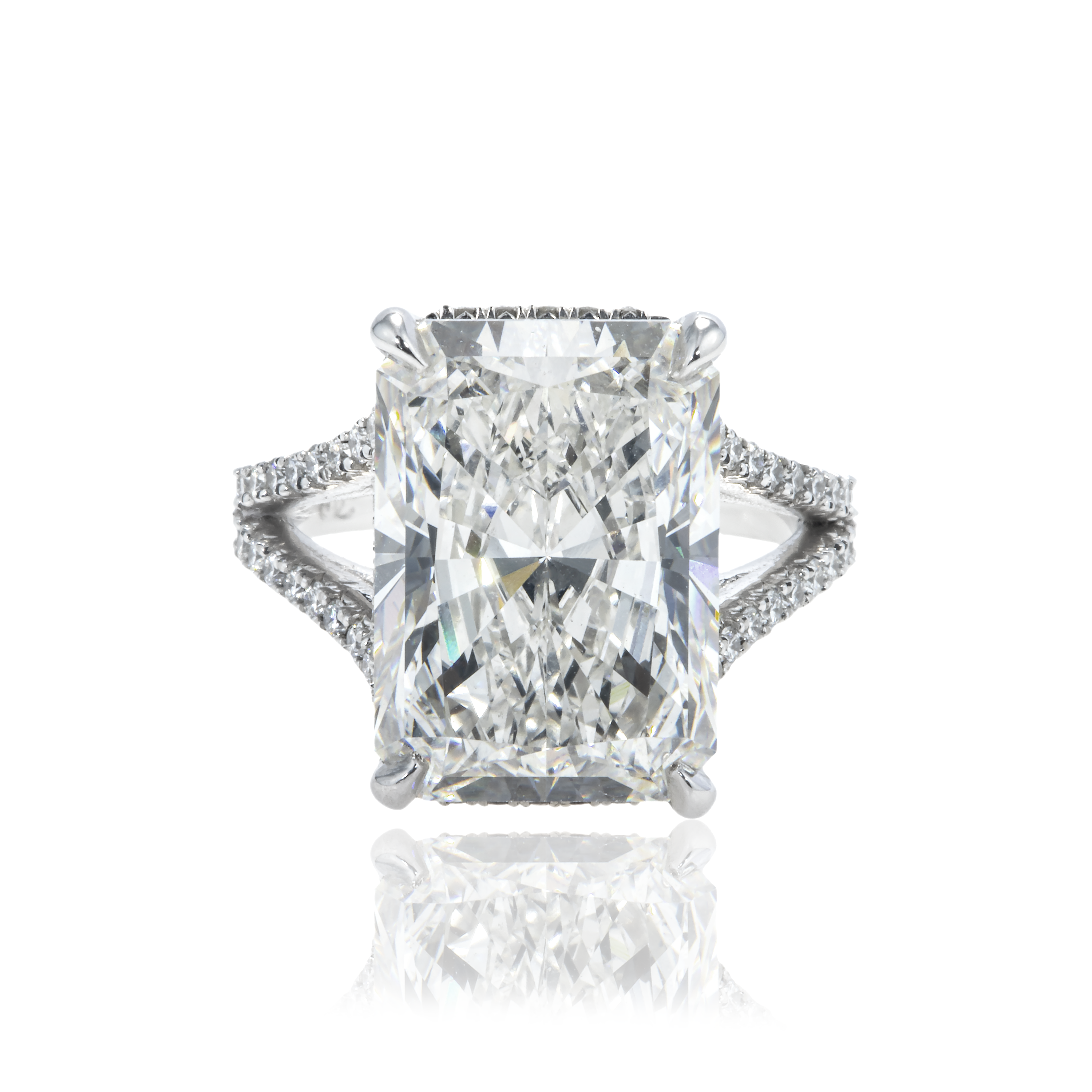 Platinum 9.01Ct Radiant Cut Diamond Engagement Ring 10.01Ctw Bridal