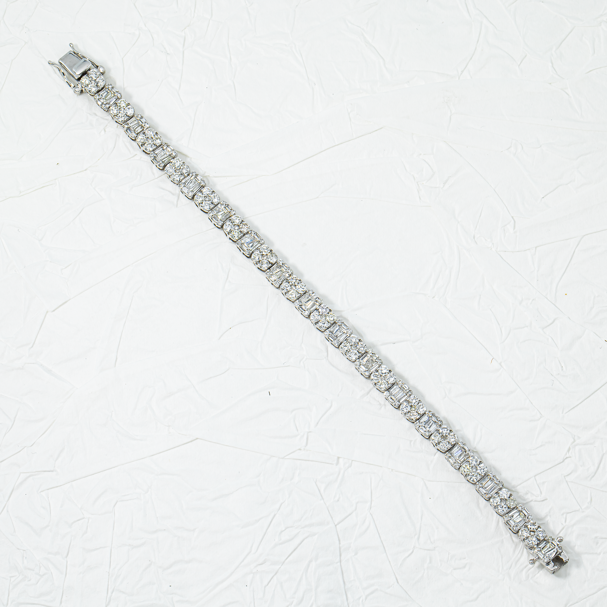 14K White Gold Round & Baguette Cut Diamond Tennis Bracelet 5.37ct
