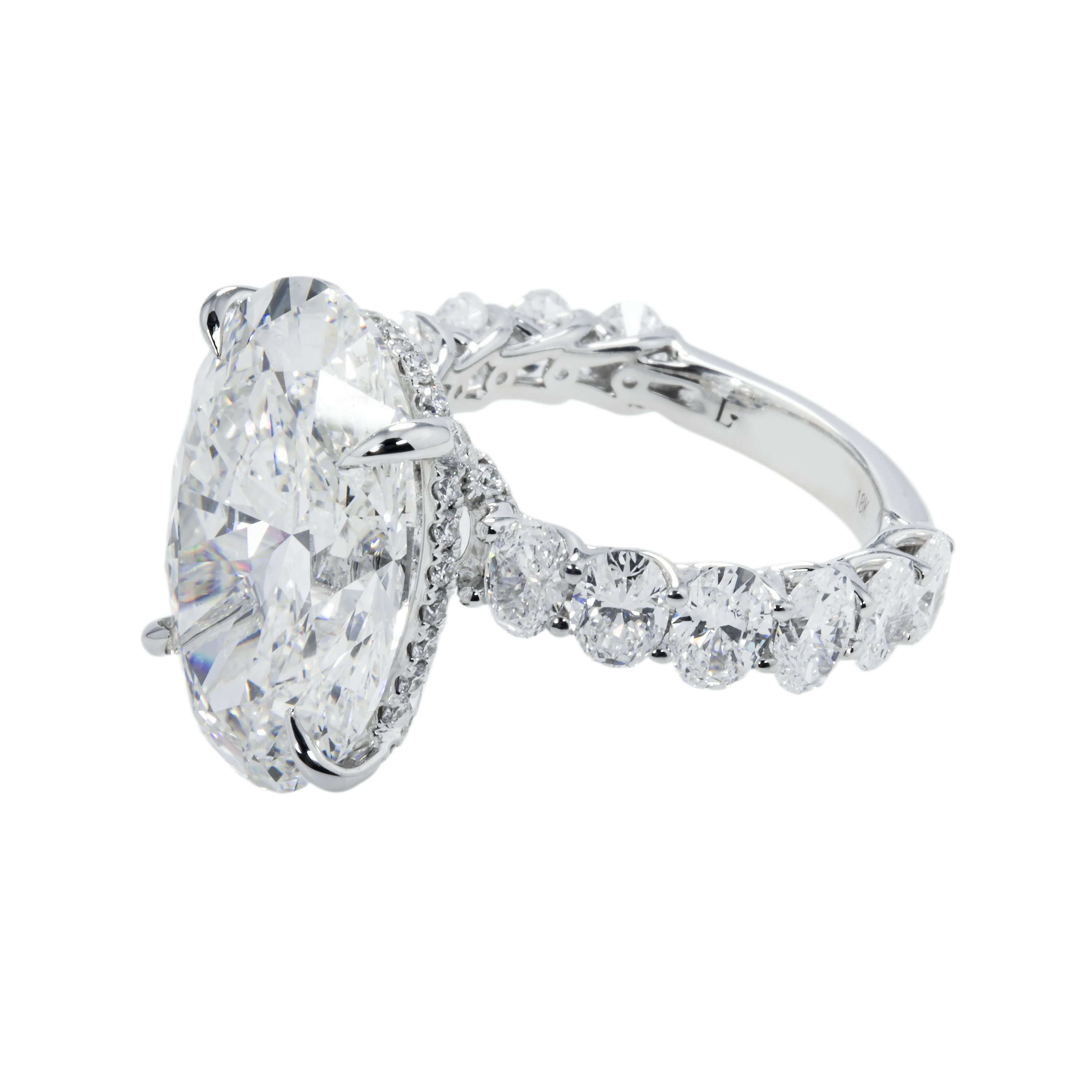18K White Gold 12.50Ct Oval Cut Diamond Engagement Ring 15.90Ctw Bridal