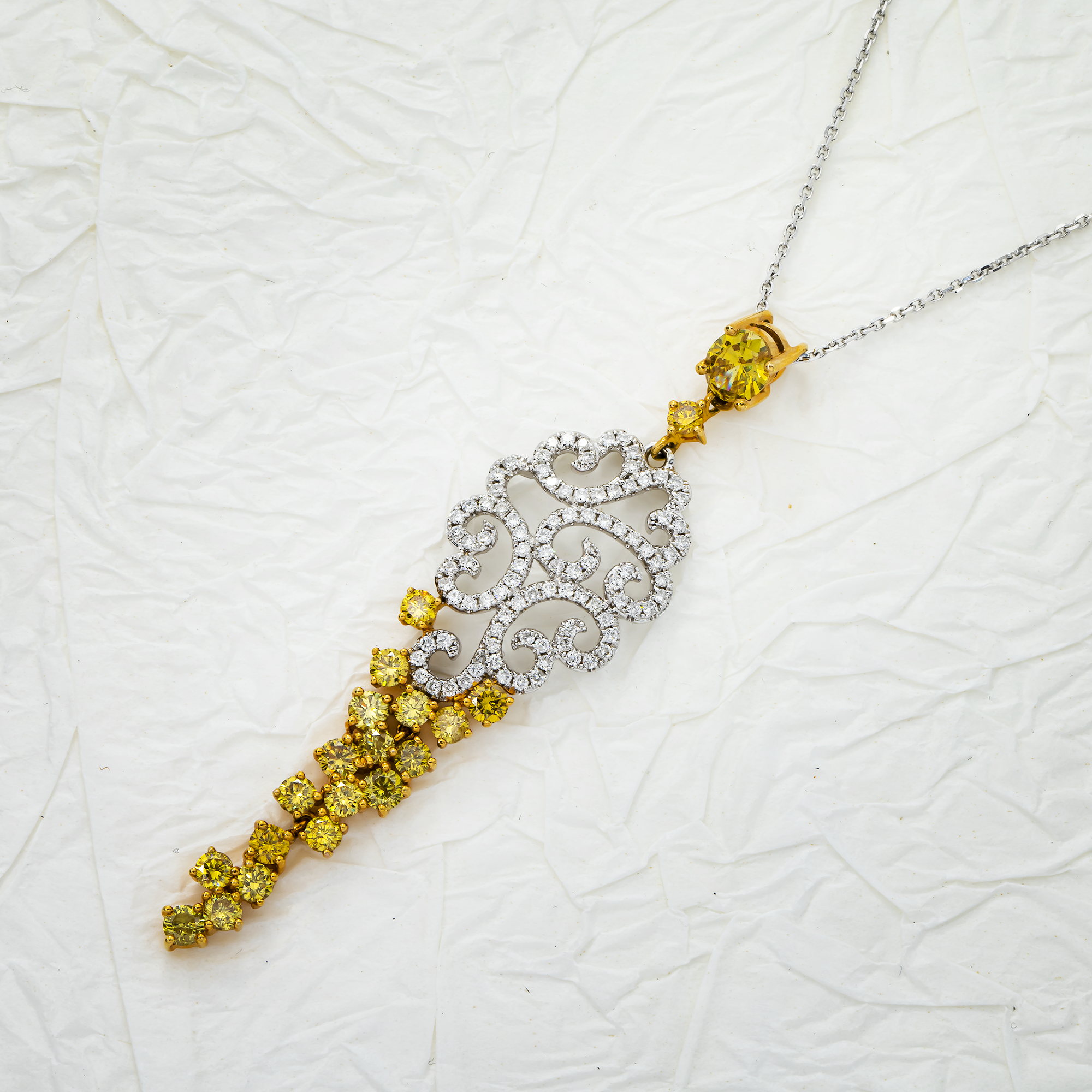 14K Two Tone Round Cut White & Fancy Yellow Diamond Pendant Necklace 2.78Ct Necklace