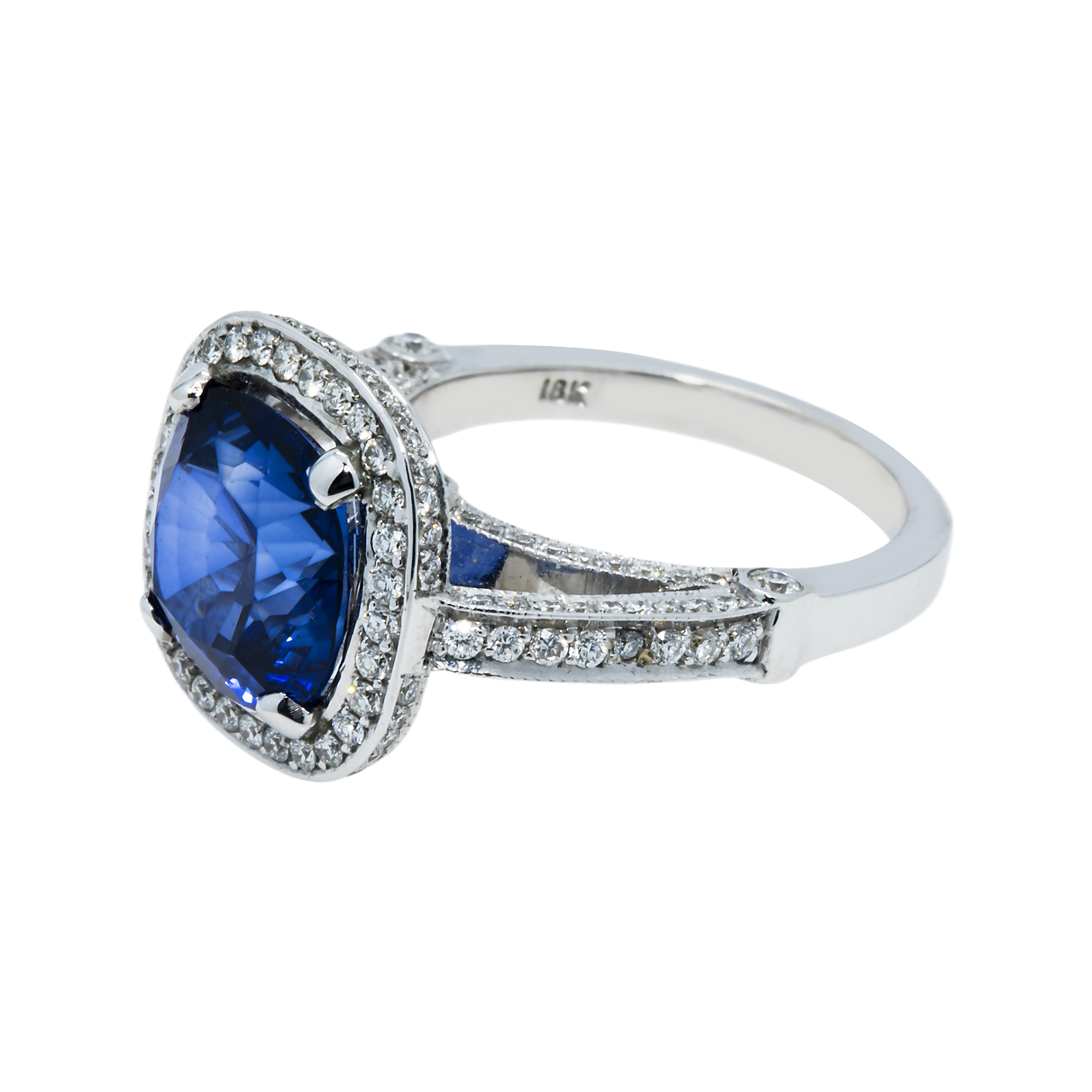 18K White Gold 5.01Ct Cushion Cut Sapphire Gemstone Ring 6.01Ctw Bridal