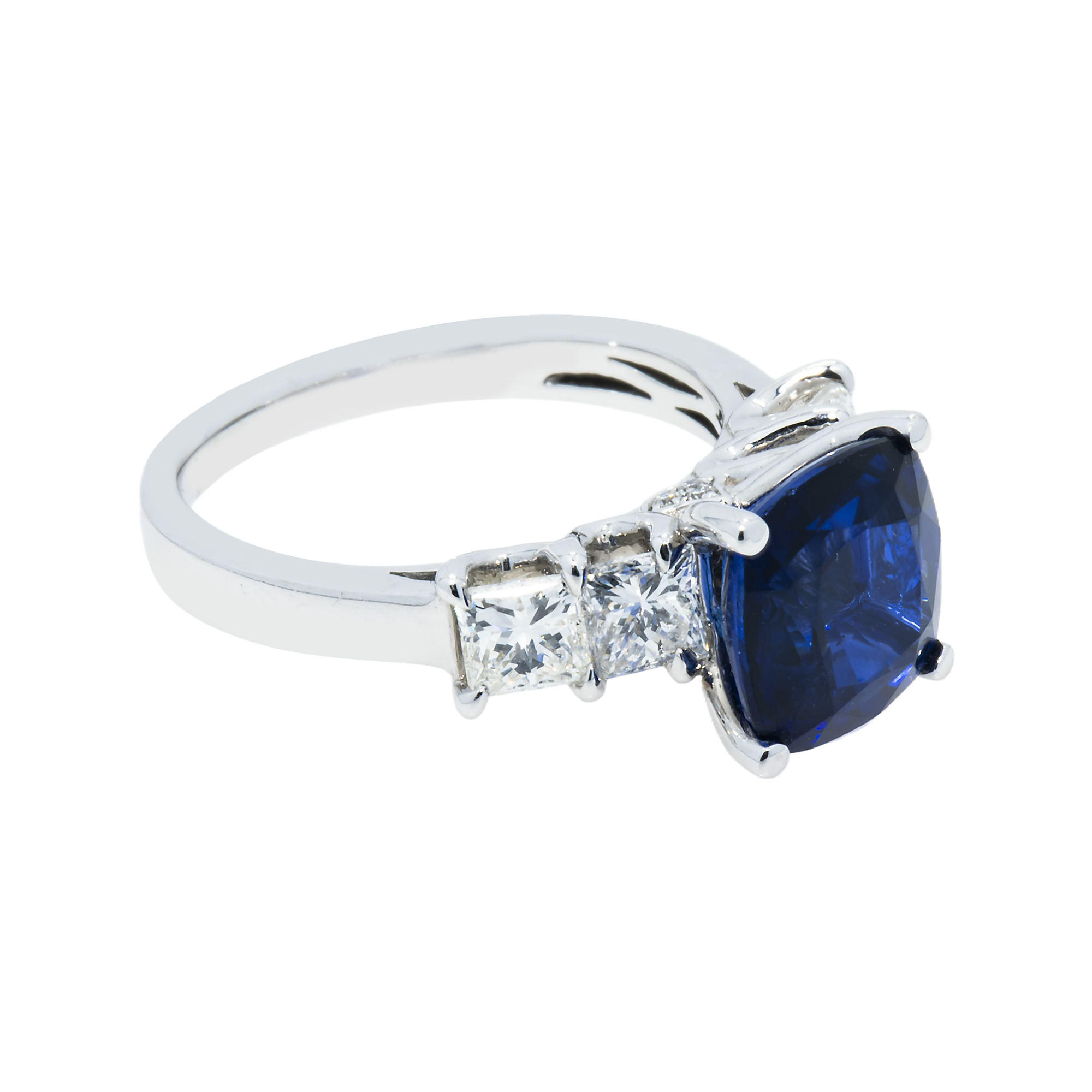 18K White Gold 4.0Ct Cushion Cut Sapphire Gemstone Ring 5.39Ctw Bridal