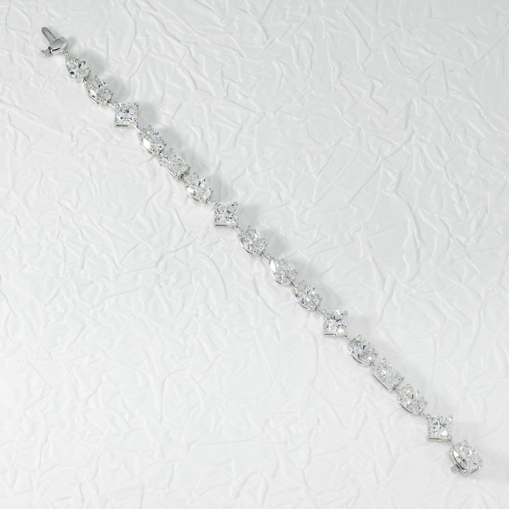14K White Gold Multi Cut Satellite Diamond Bracelet 20.43ct