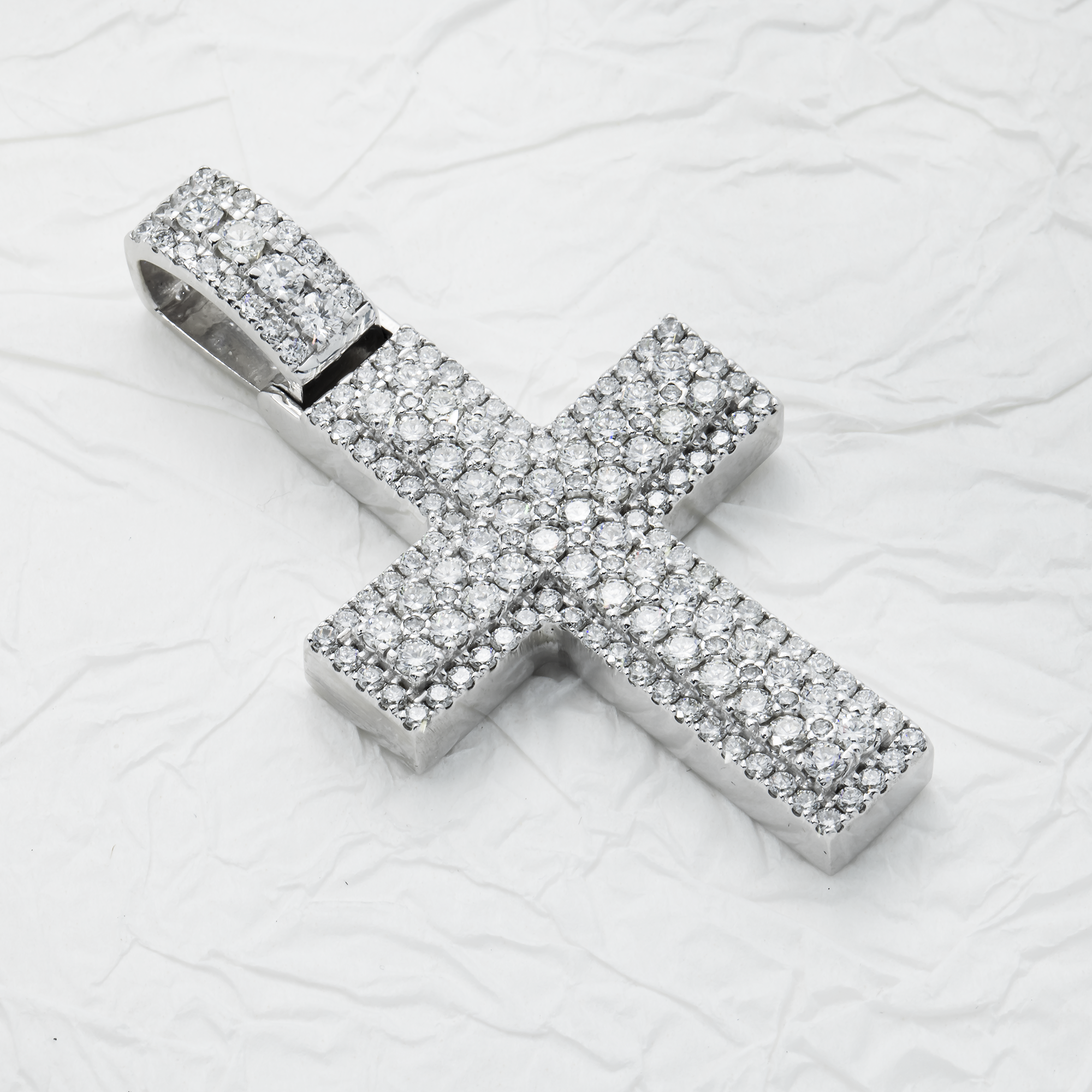 14K White Gold Bilevel Round Diamond Cross Pendant 6.70Ct