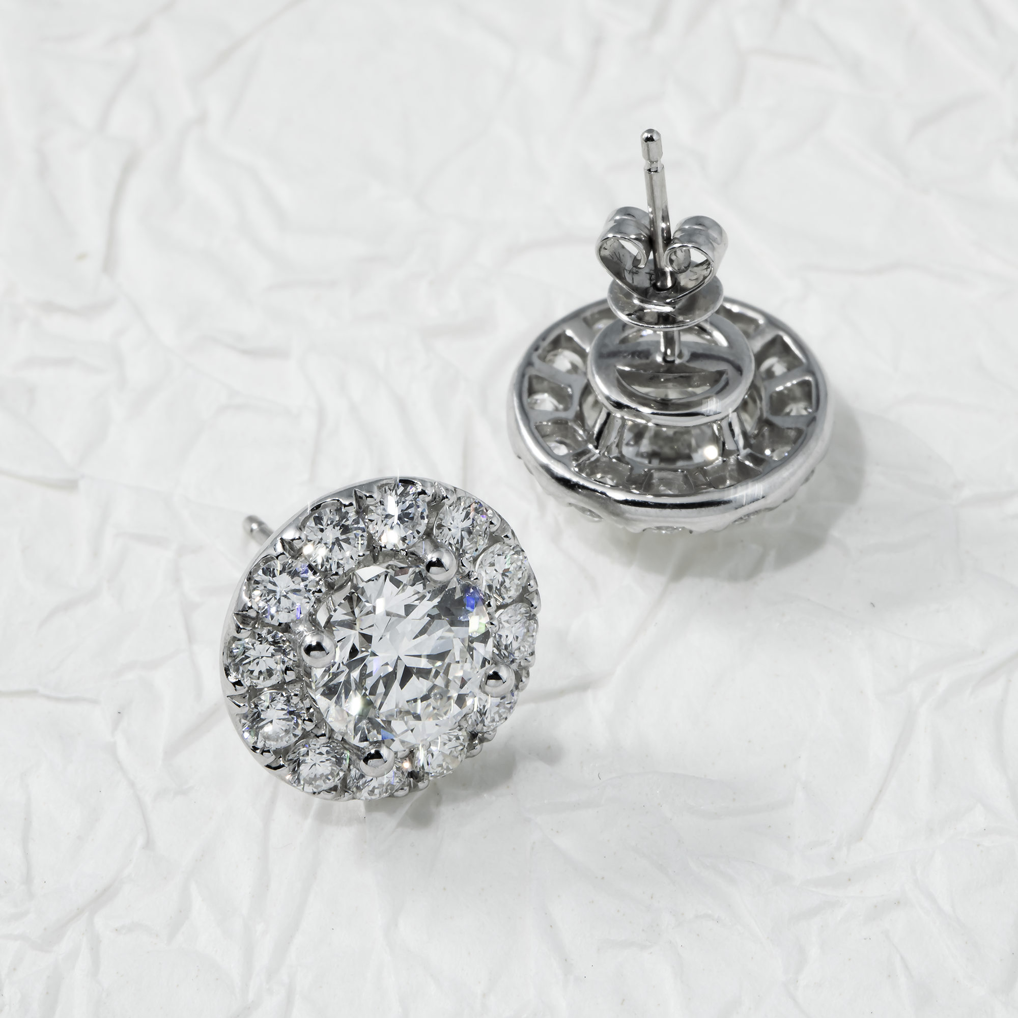 IGI 18K White Gold Round Diamond Stud Earrings w/ Halo 4.48ctw