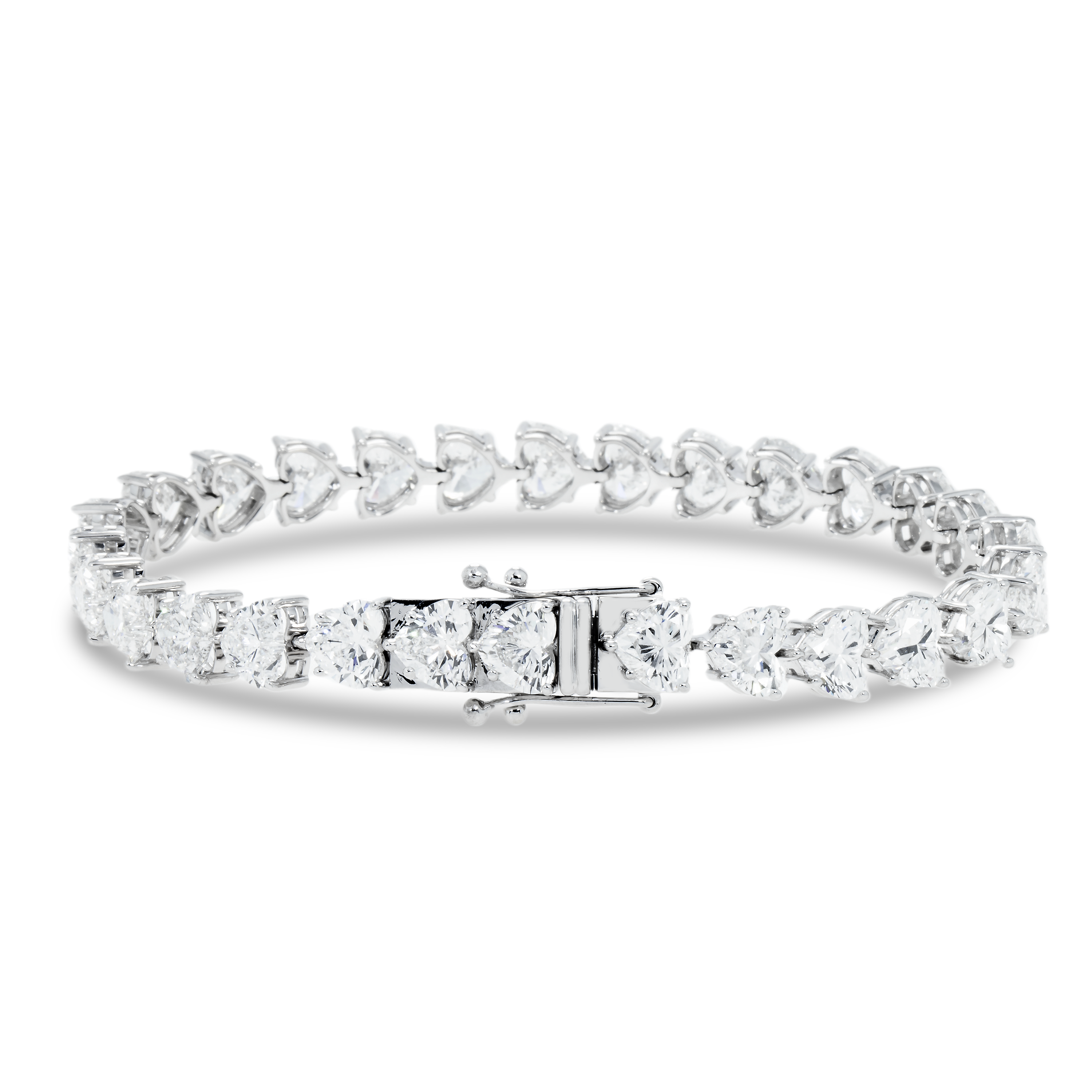 14K White Gold Heart Cut Diamond Bracelet 29.17Ct Bracelets