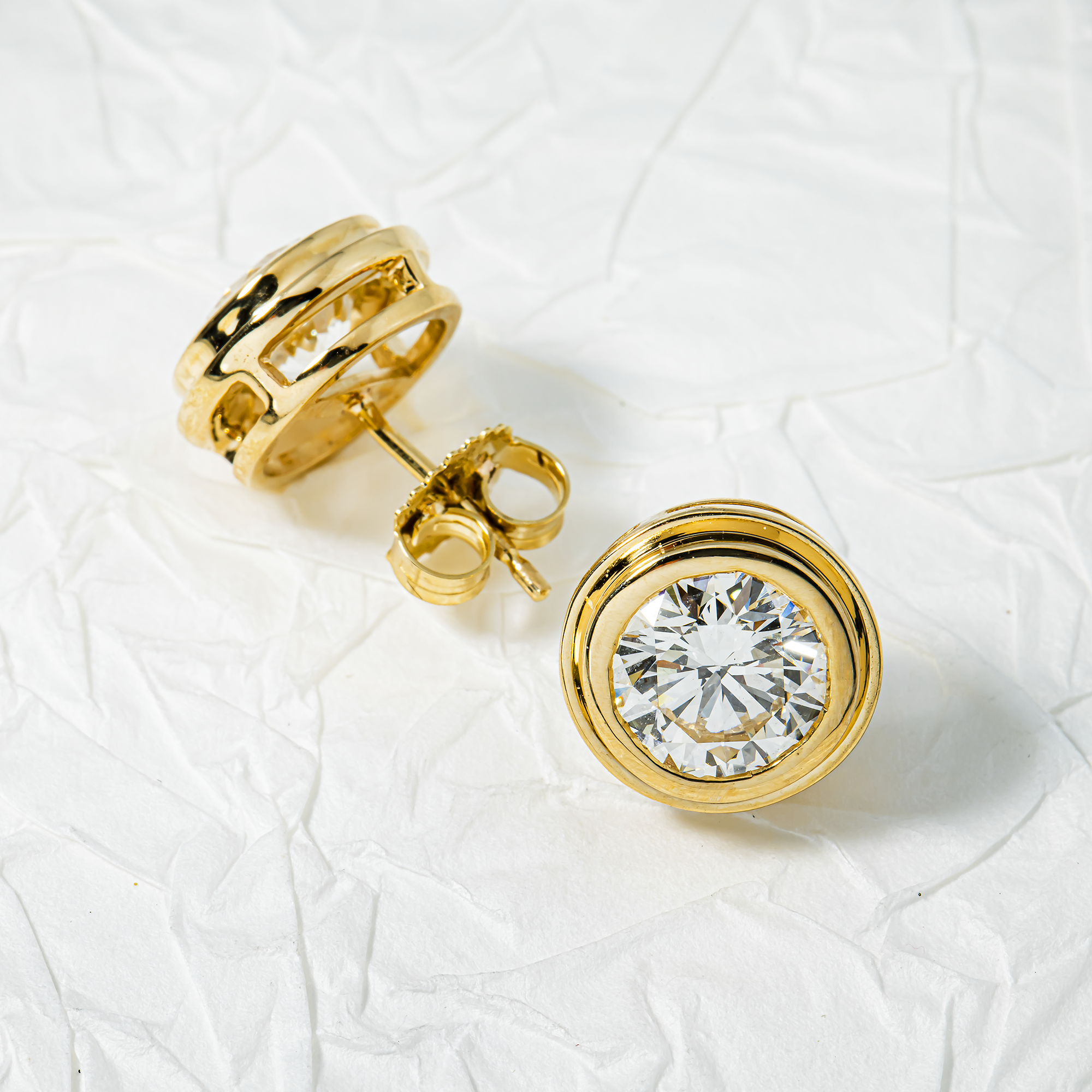 14K Yellow Gold Bezel Set Solitaire Round Diamond Stud Earrings 4.05ctw