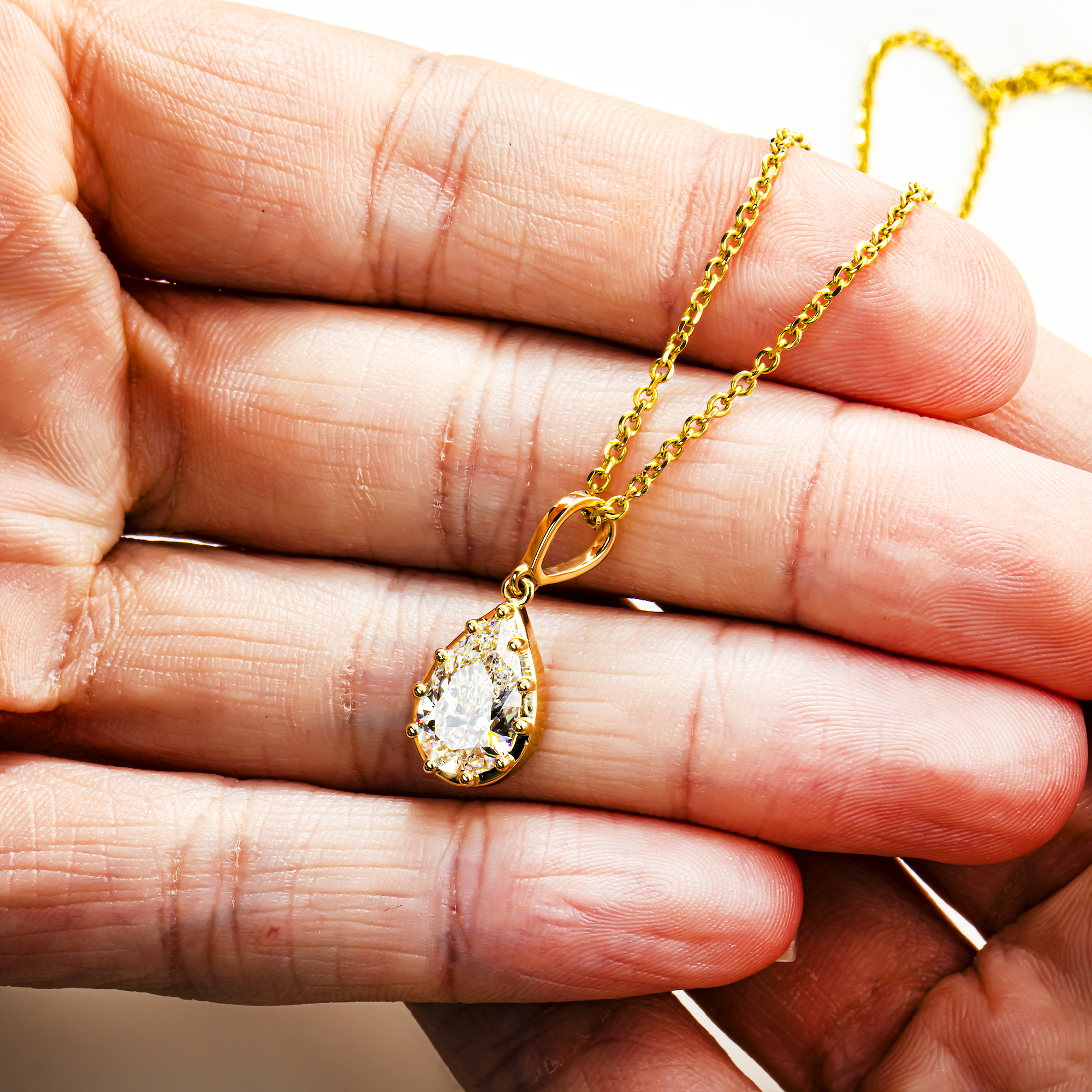 14K Yellow Gold Pear Cut Diamond Pendant & Chain Necklace 2.02ct